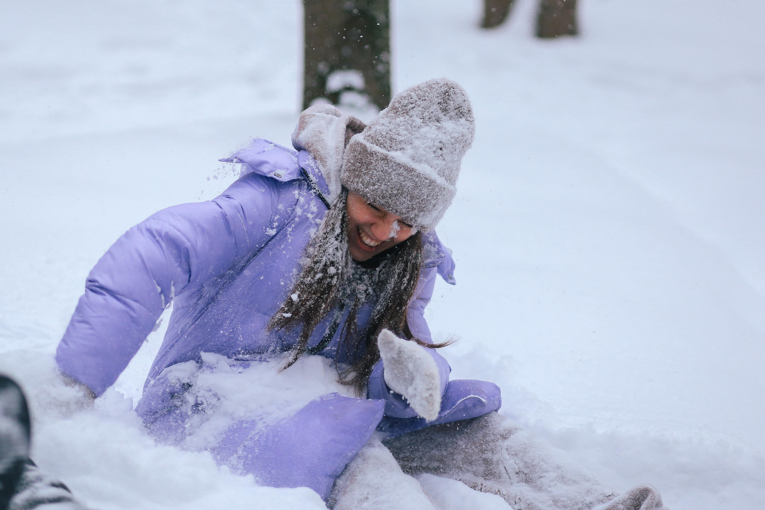 Марфа и Маруся в парке Лосиный остров. Антонина Морозова, профессиональный семейный фотограф видеограф