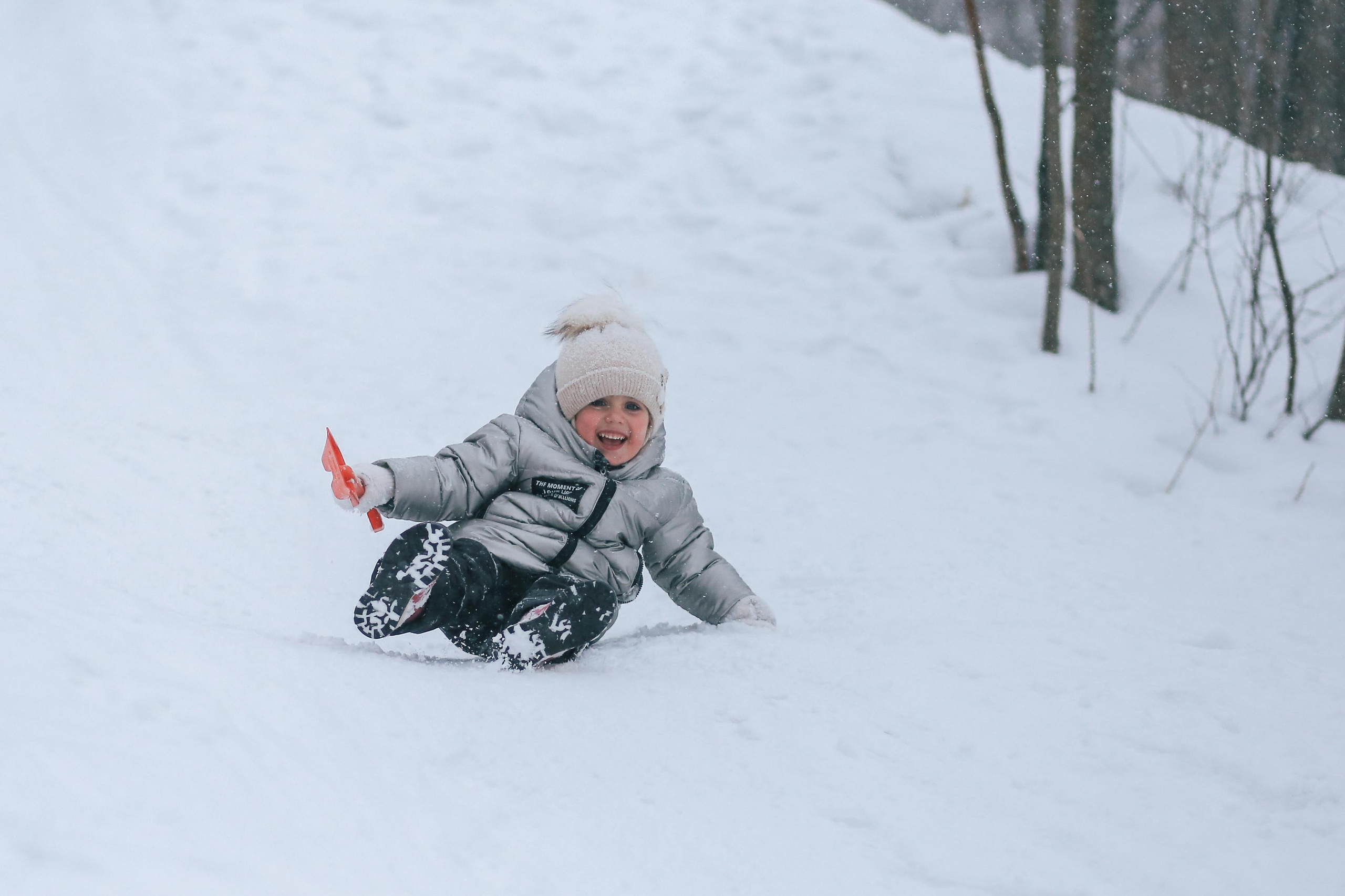 Марфа и Маруся в парке Лосиный остров. Антонина Морозова, профессиональный семейный фотограф видеограф
