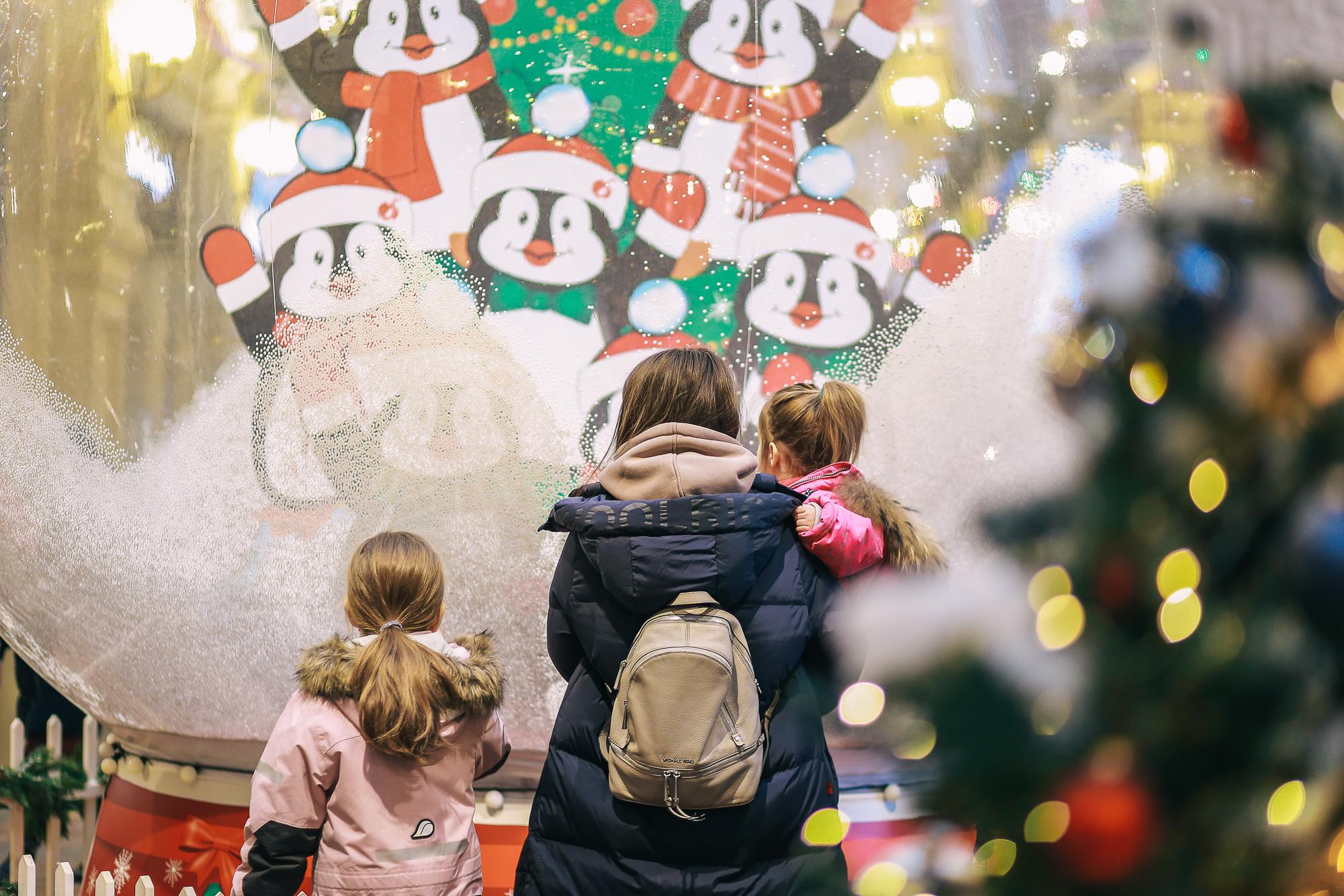 Марфа и Маруся на Красной площади. Антонина Морозова, профессиональный семейный фотограф видеограф