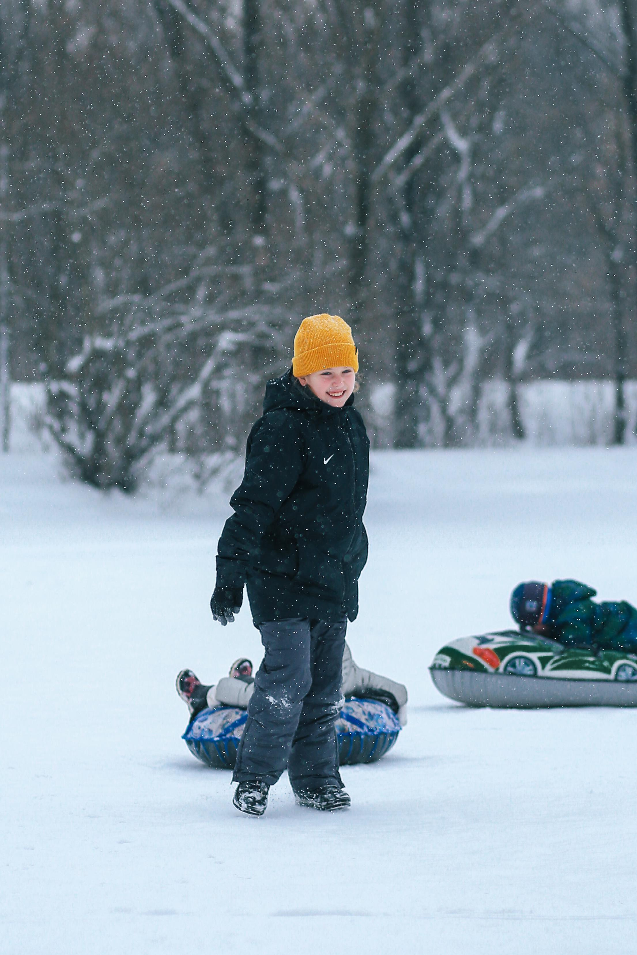 Марфа и Маруся в парке Лосиный остров. Антонина Морозова, профессиональный семейный фотограф видеограф