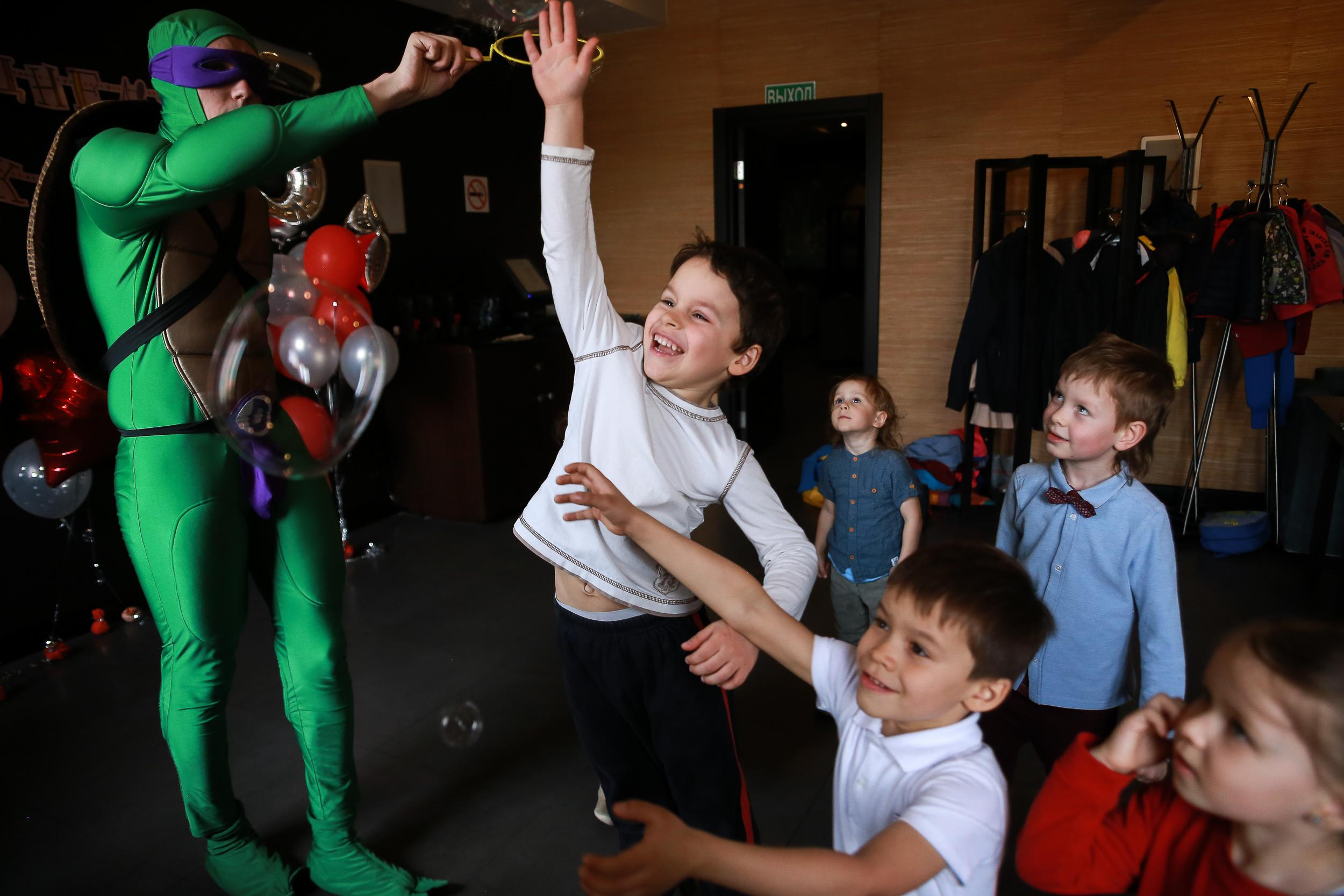 День Рождения Полины в кафе Якитория. Антонина Морозова, профессиональный семейный фотограф видеограф