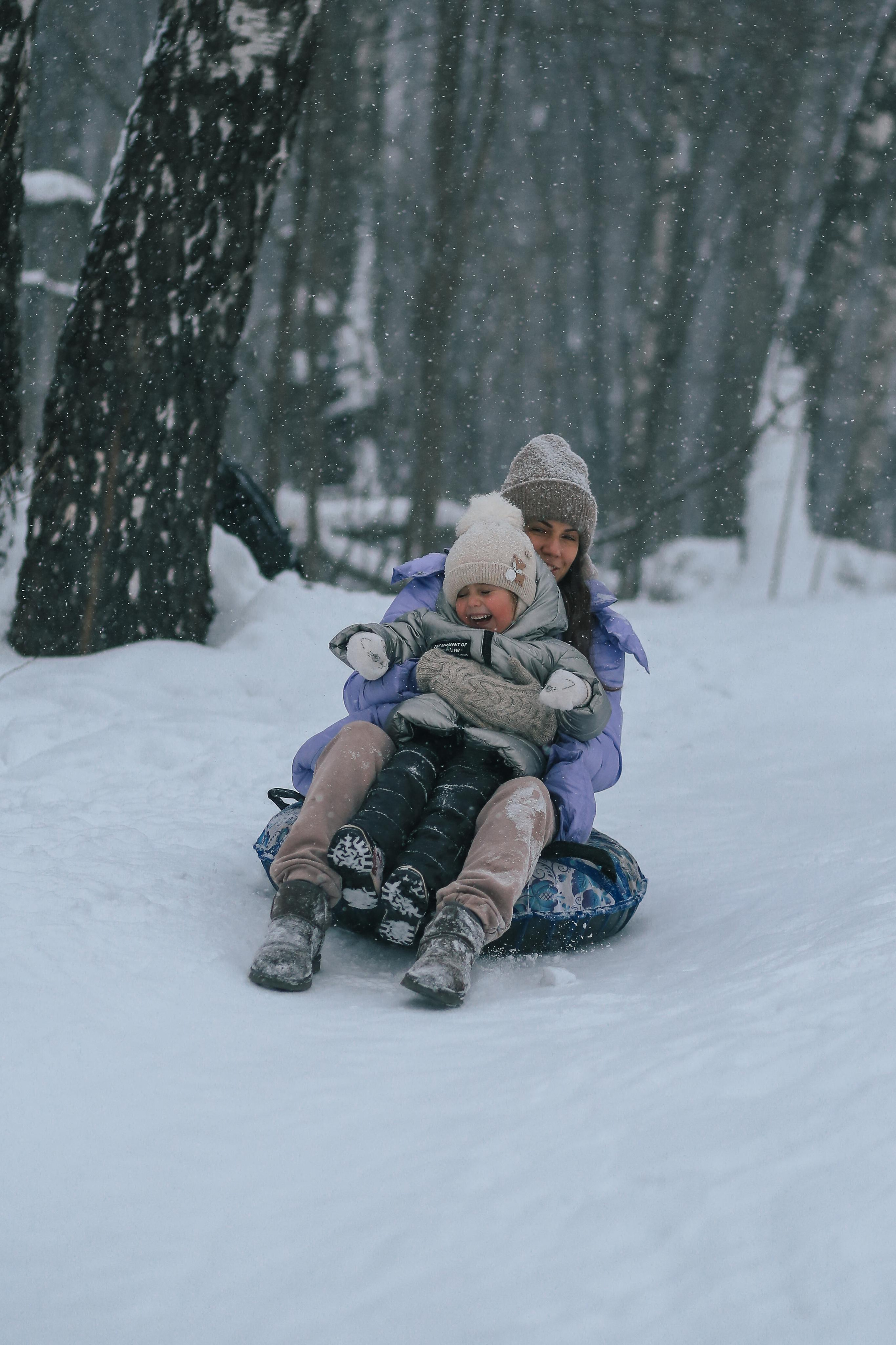 Марфа и Маруся в парке Лосиный остров. Антонина Морозова, профессиональный семейный фотограф видеограф