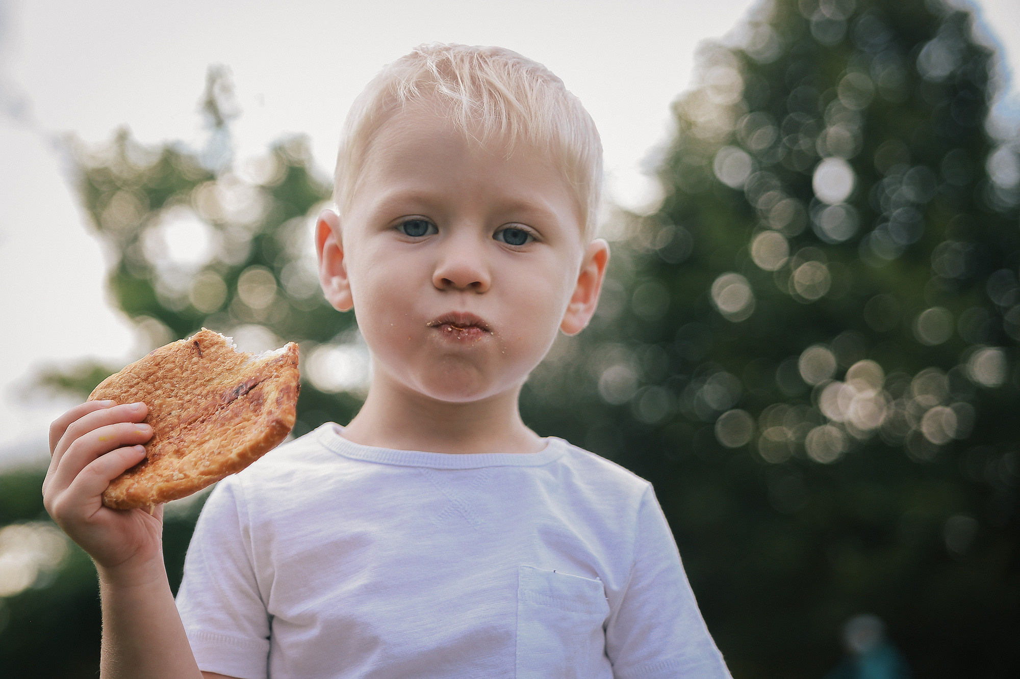 Женя и Костя в Ботаническом саду. Антонина Морозова, профессиональный семейный фотограф видеограф