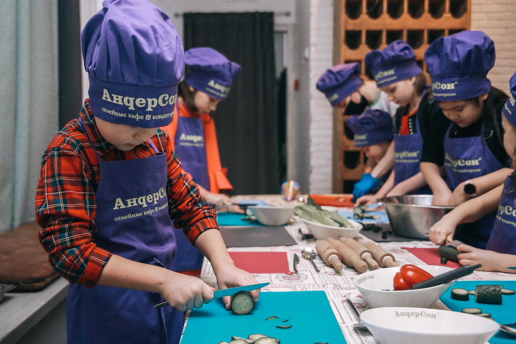День Рождения Маруси в кафе Андерсон. Антонина Морозова, профессиональный семейный фотограф видеограф