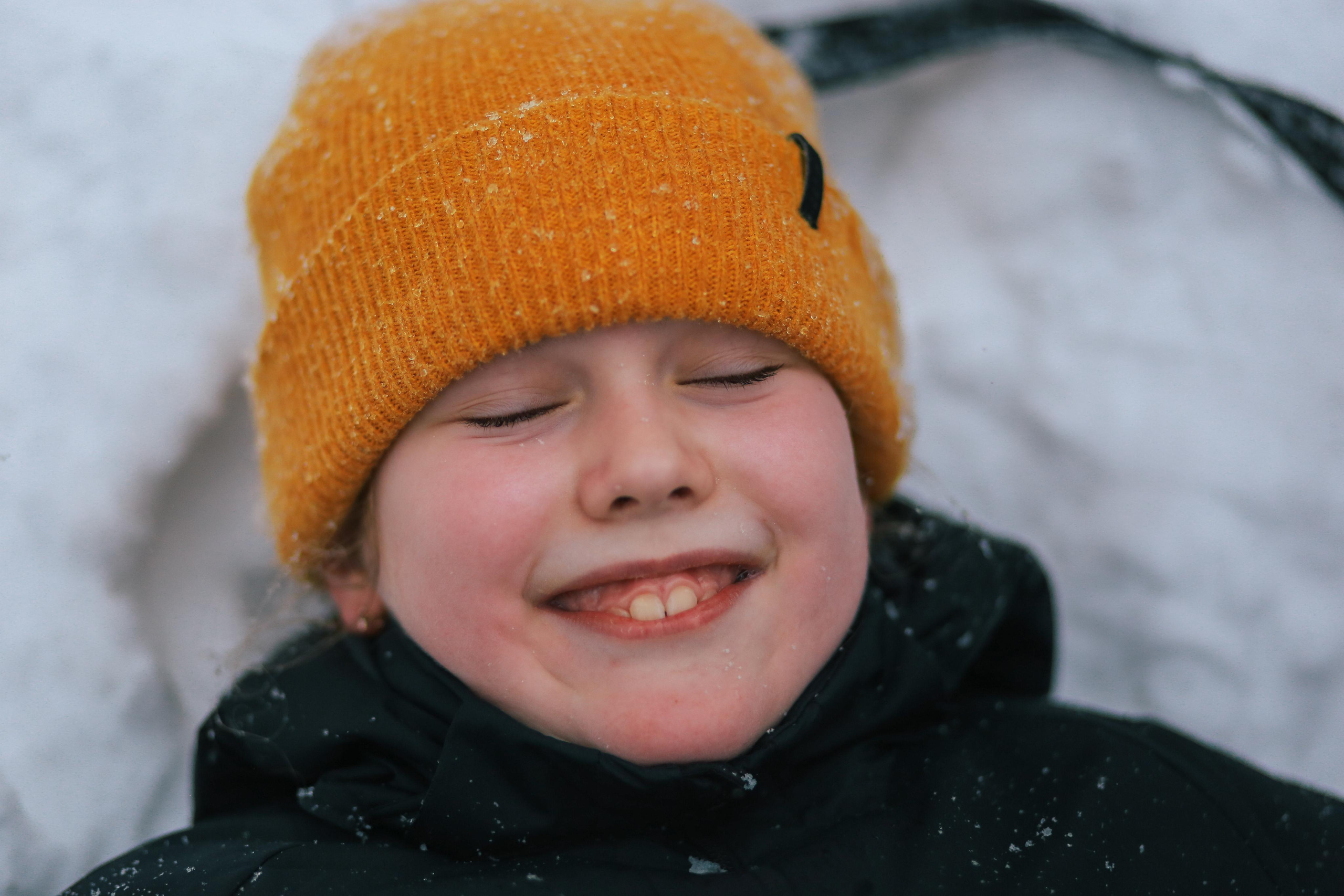 Марфа и Маруся в парке Лосиный остров. Антонина Морозова, профессиональный семейный фотограф видеограф