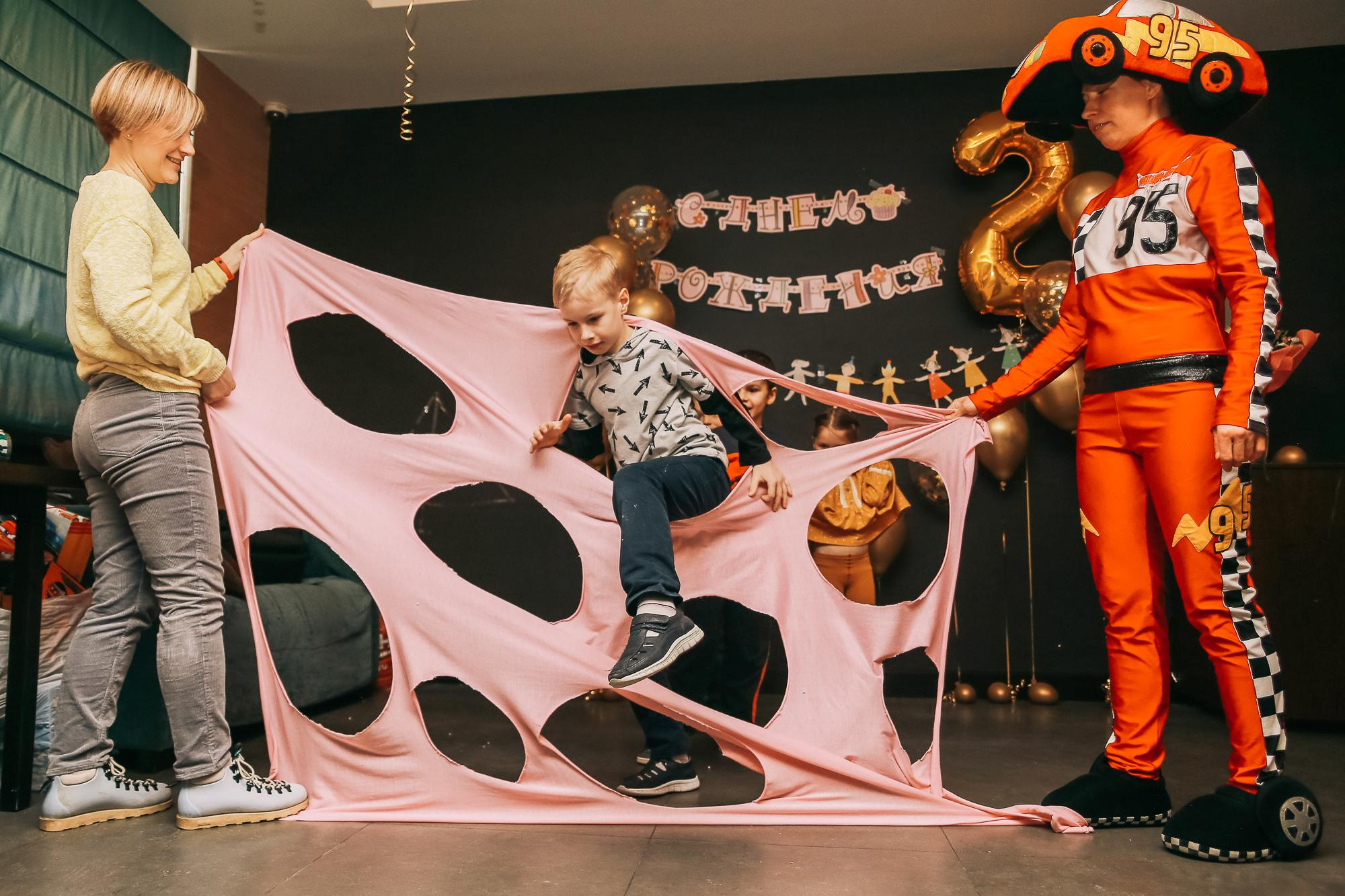 День Рождения Андрюши в кафе Якитория. Антонина Морозова, профессиональный семейный фотограф видеограф