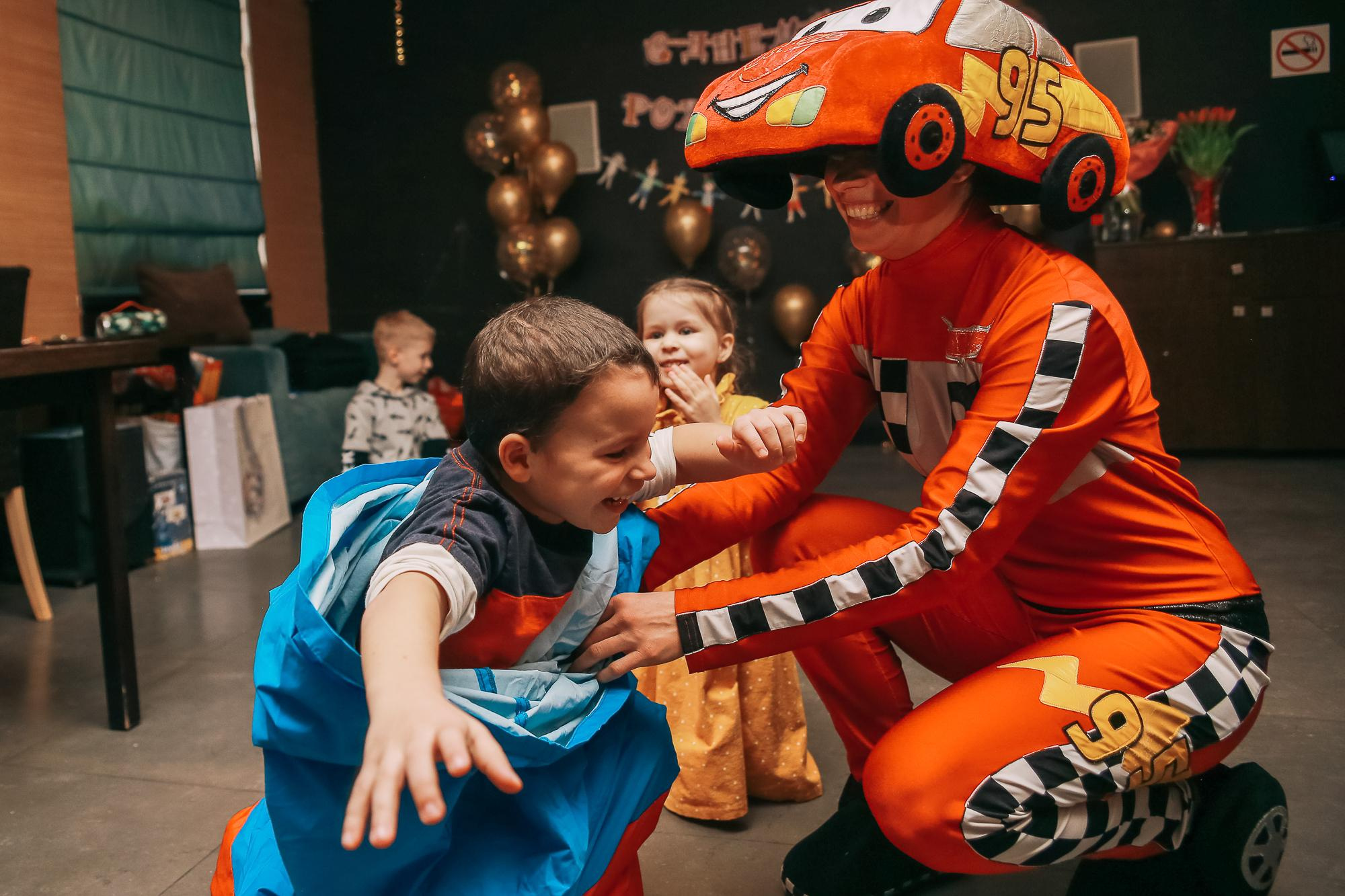 День Рождения Андрюши в кафе Якитория. Антонина Морозова, профессиональный семейный фотограф видеограф