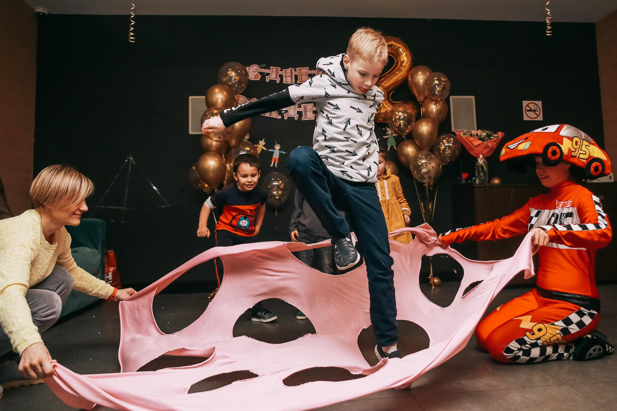 День Рождения Андрюши в кафе Якитория. Антонина Морозова, профессиональный семейный фотограф видеограф