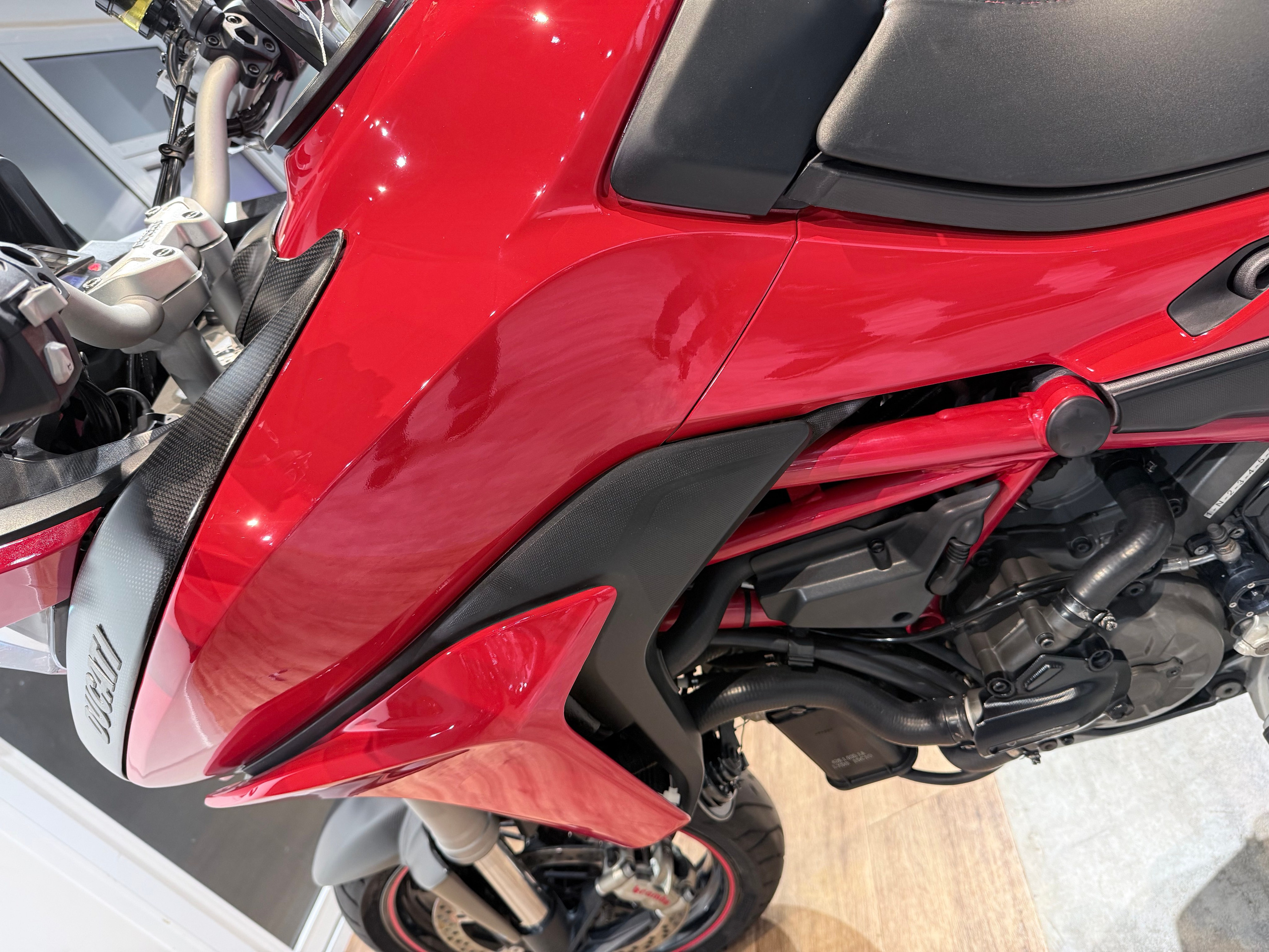 Ducati Multistrada 1200S Carbon. Hello Davidson, Москва. Только хорошие мотоциклы…