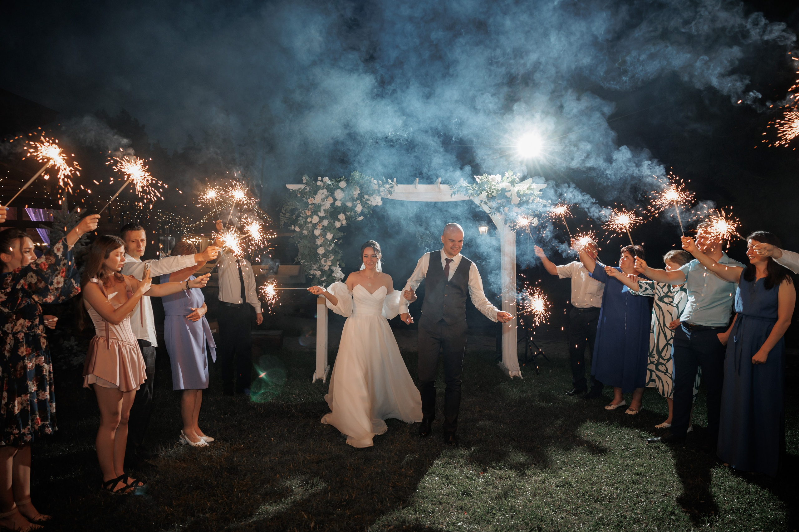 Полина и Дмитрий, загородный клуб «Барин», ЗАГС в г. Пушкино. Свадебный и репортажный фотограф (Москва, Королев и другие)