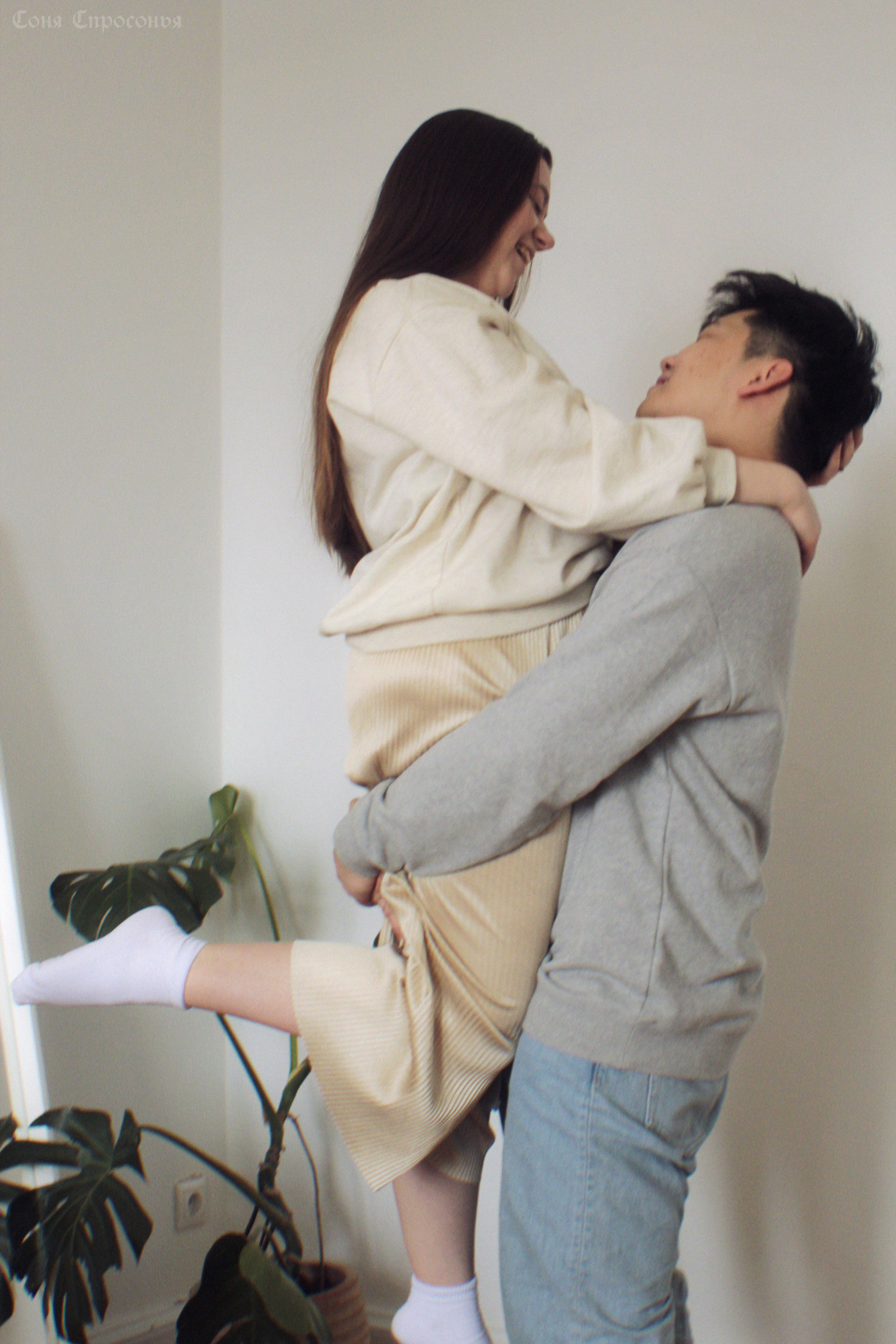 Лавстори Полина и Жора. Концертный и портретный фотограф в Москве Соня Спросонья