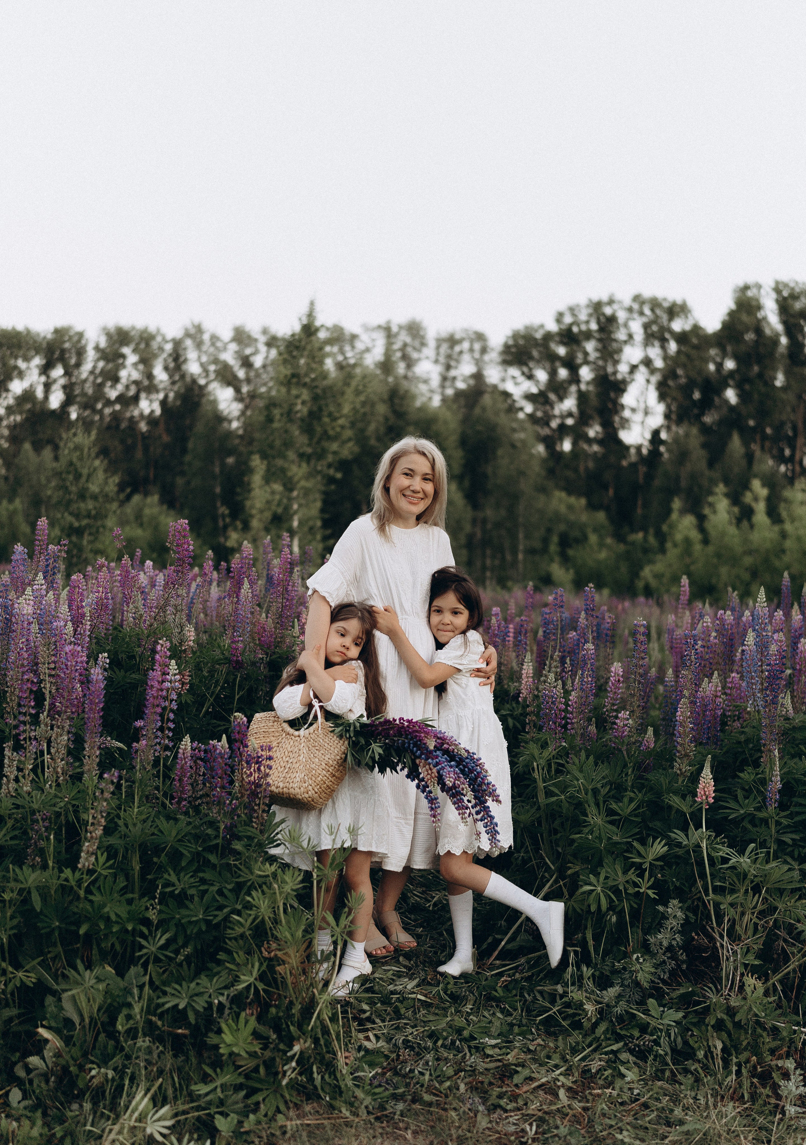 А на земле опять цветут люпины. Семейный и домашний фотограф в Уфе Ирина Гарасюта