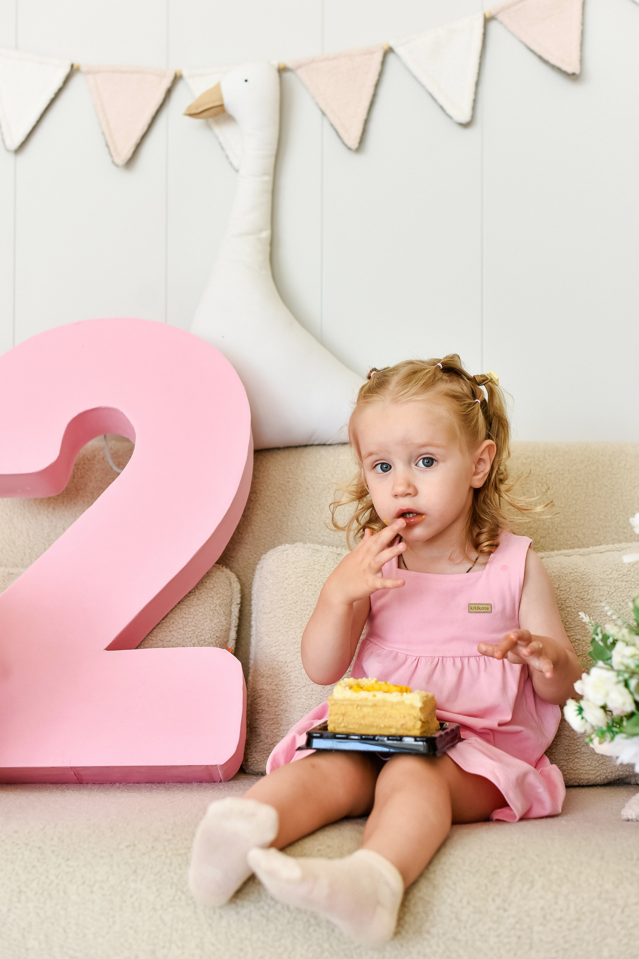 Анечке 2 годика