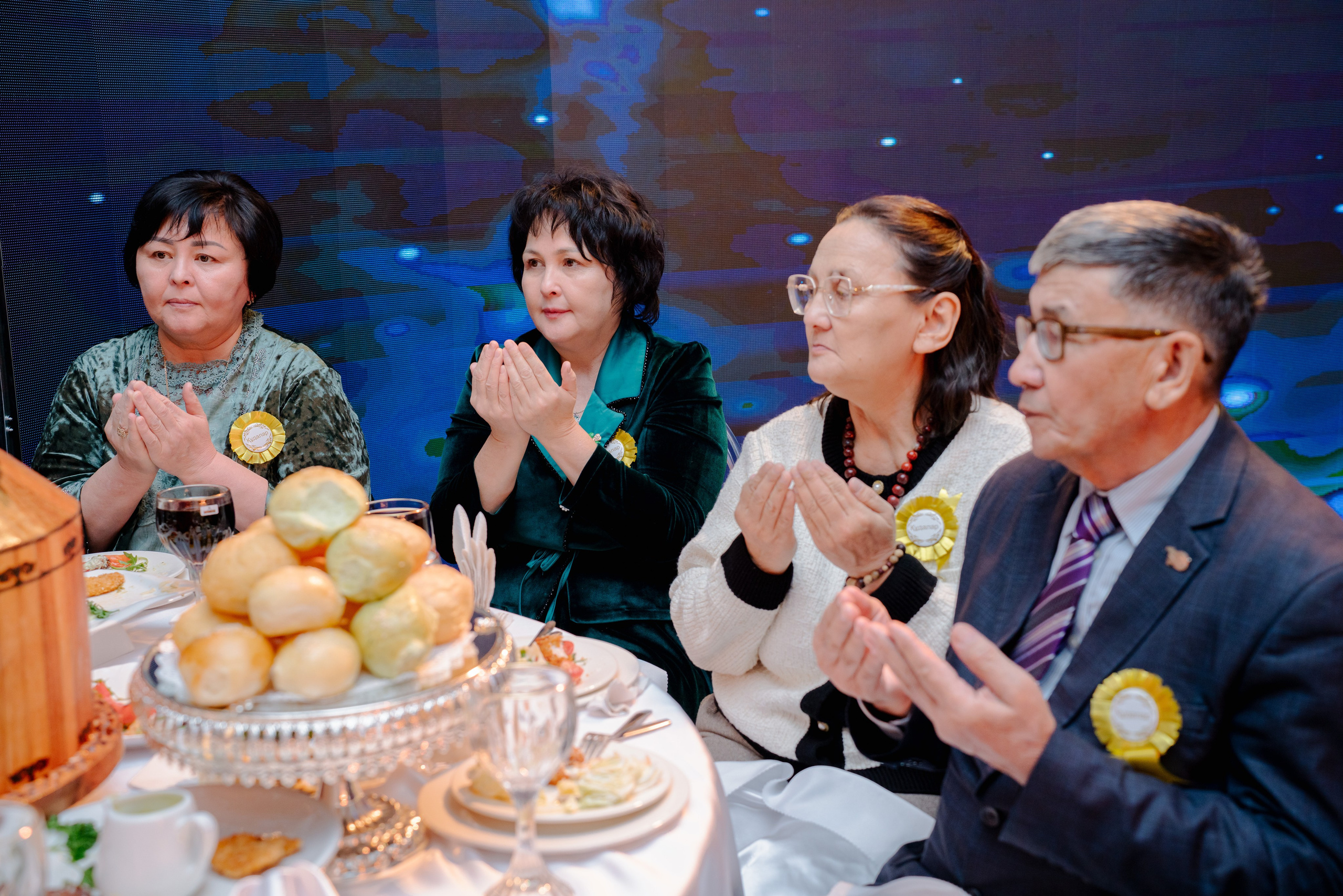 KAMILLA QYZ UZATU. Nomad media