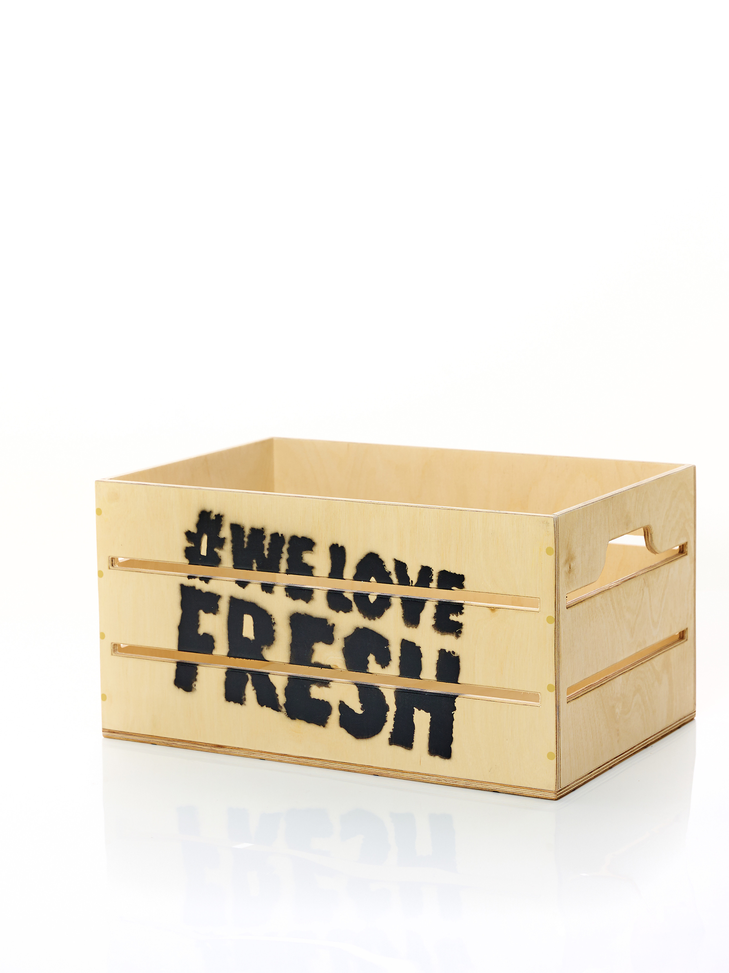 Съёмка для каталога. Выпускные альбомы. Предметная и контент съёмка. Фотостудия Klass