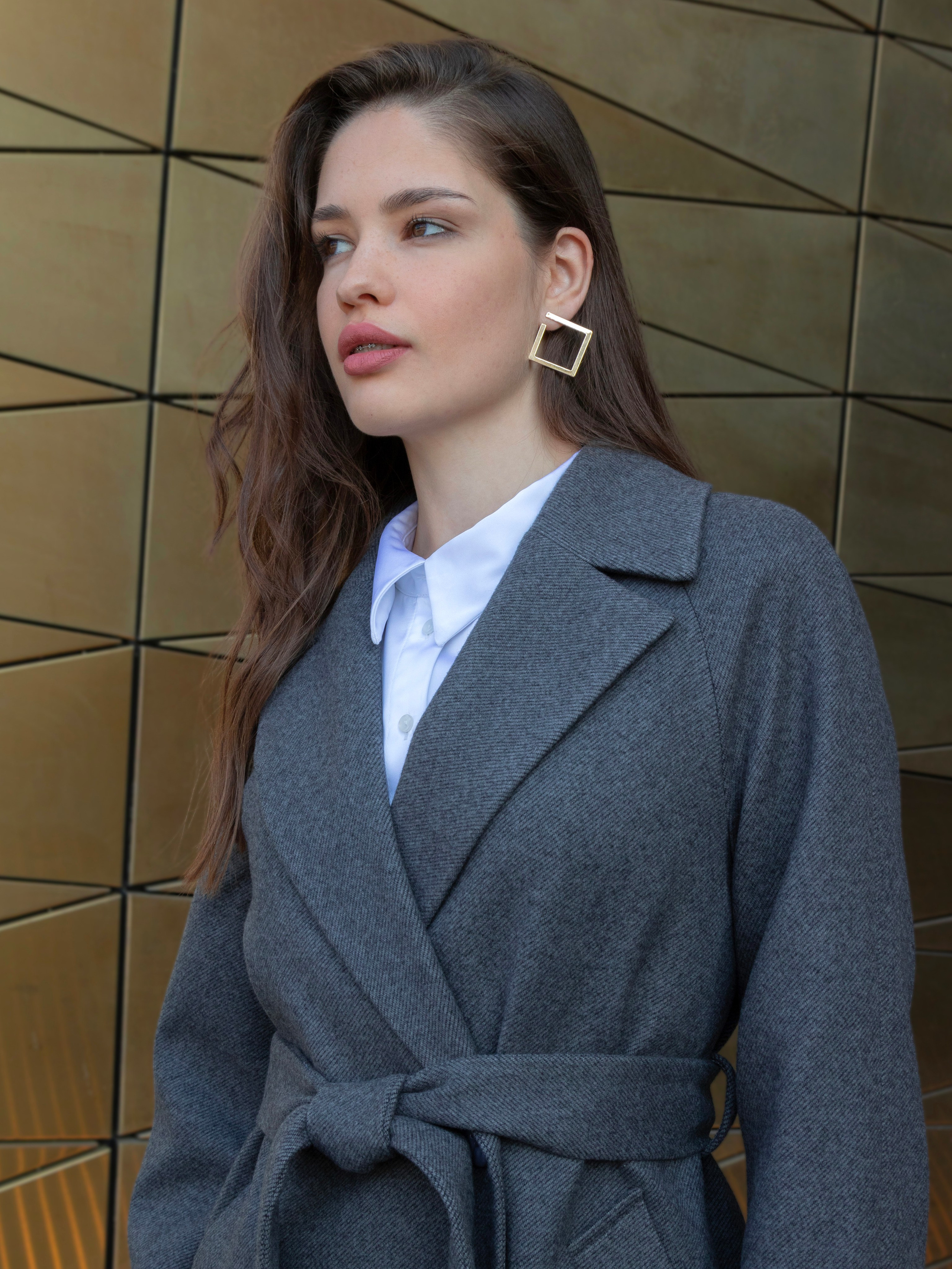 Пальто. Фотостудия для Wildberries Ozon