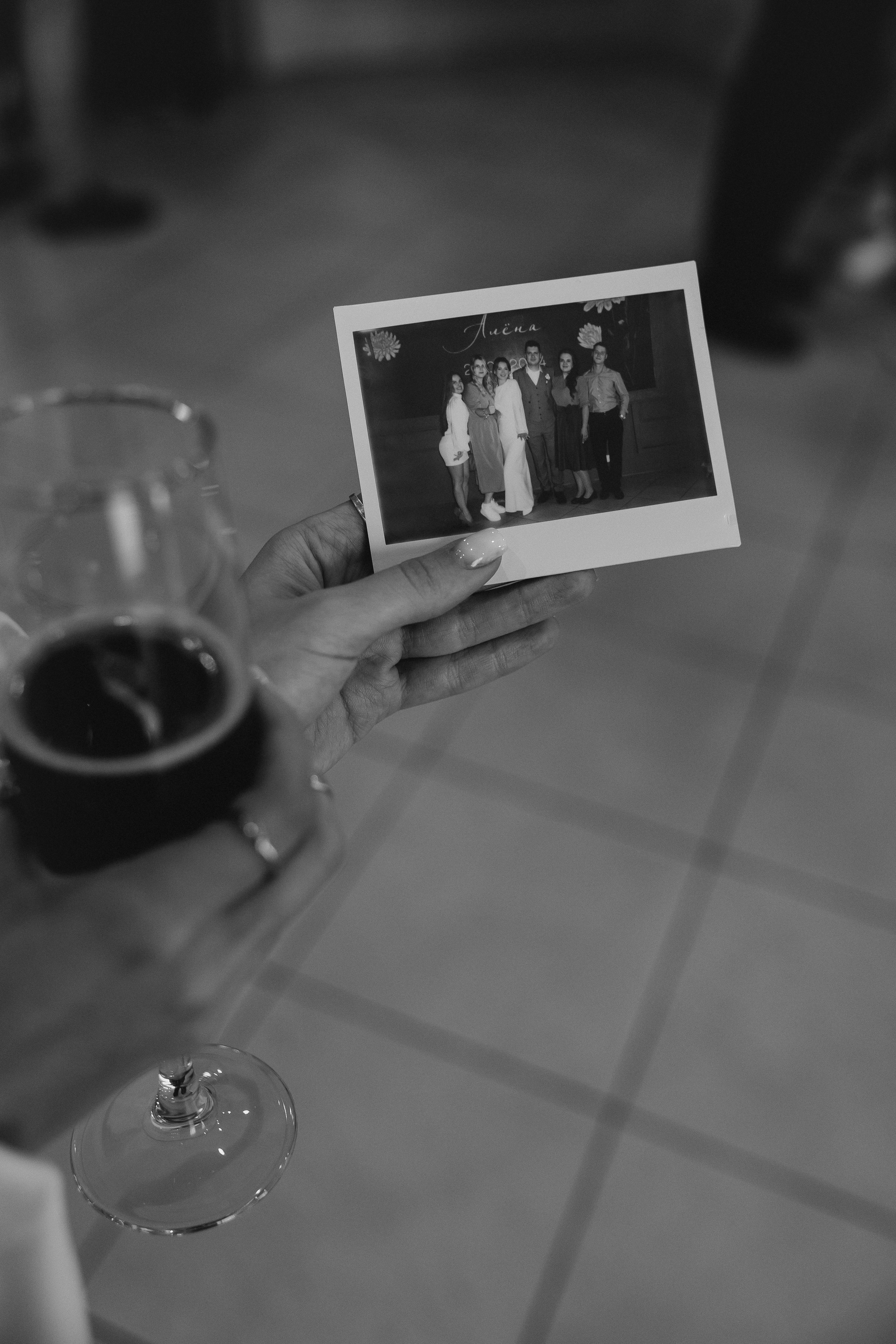 Моментальная свадебная съемка в Красноярске, съемка на полароид в Красноярске, аренда полароида на свадьбу