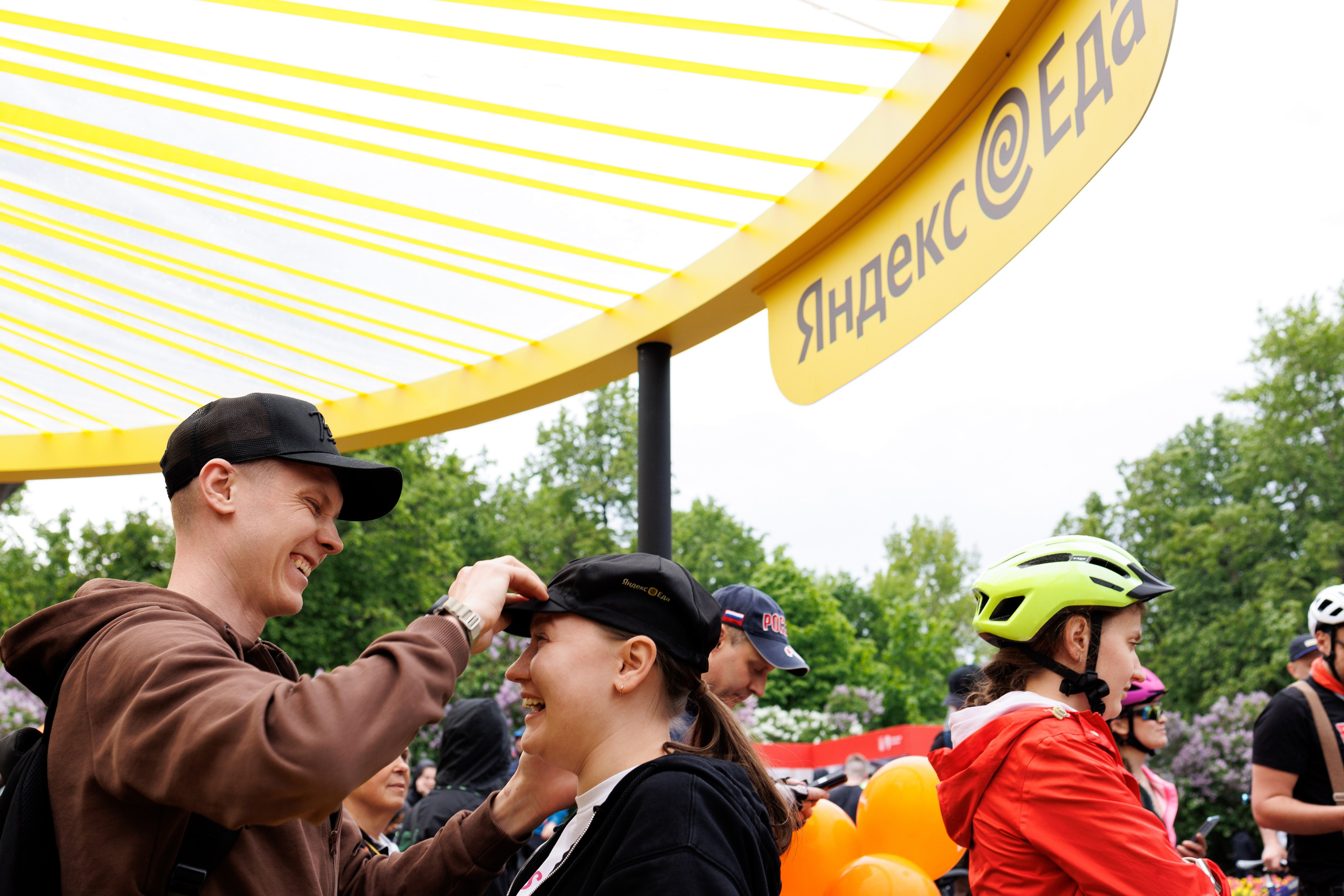 Яндекс Еда на Московском велофестивале. Коммерческий фотограф Ксения Есина