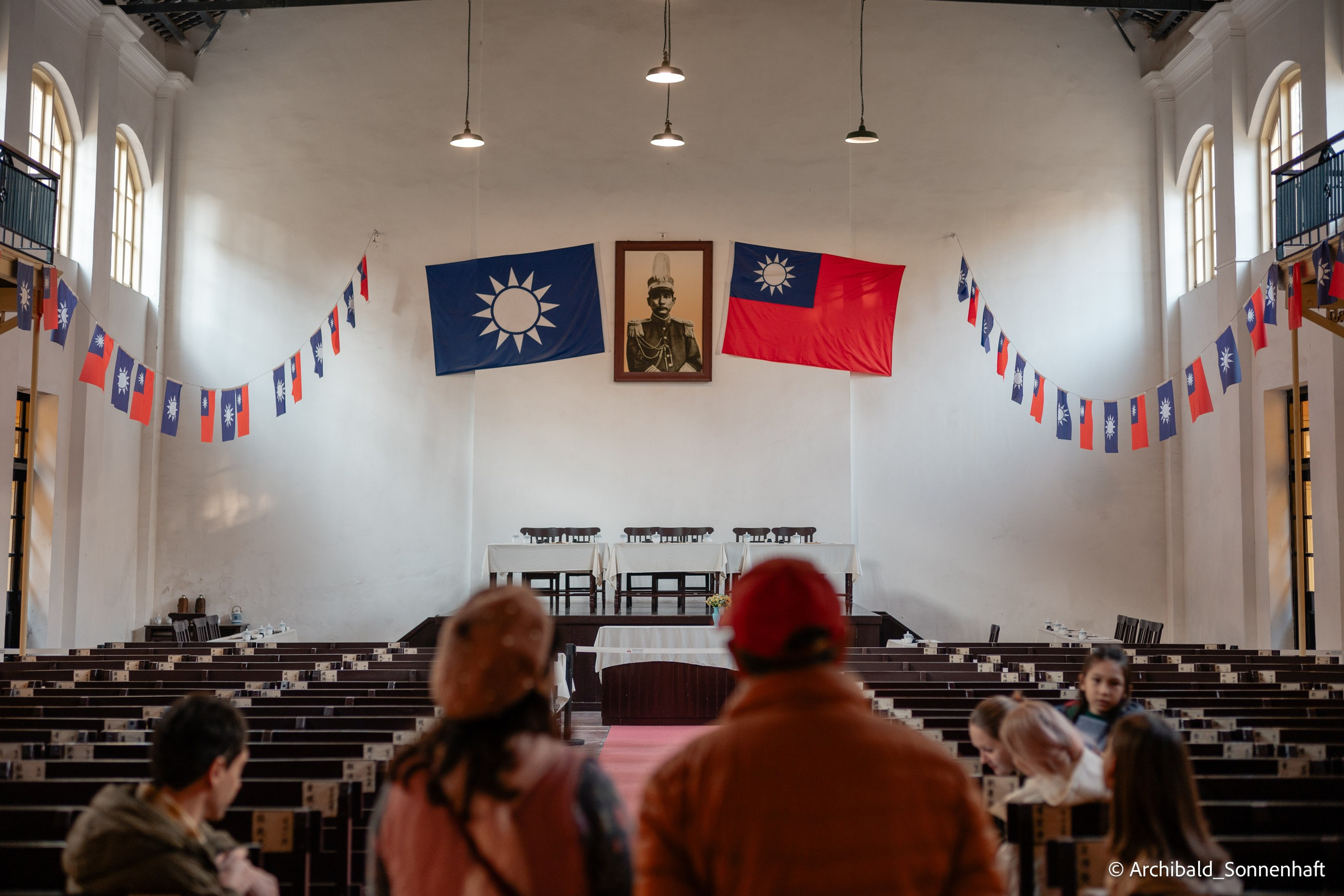 Yuexiu district in Guangzhou. Photographer in Guangzhou, China. Archibald Sonnenhaft