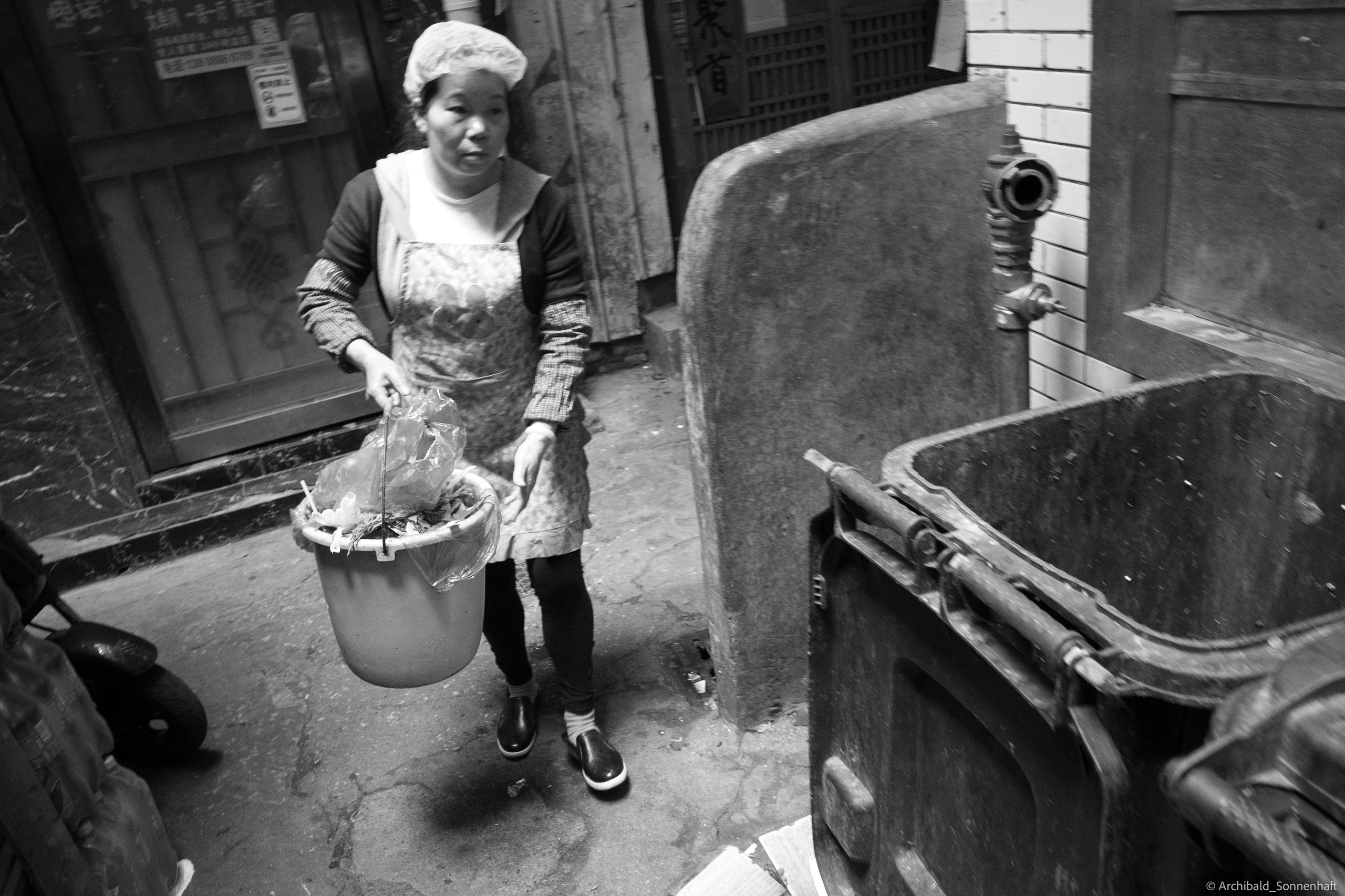 Shipai Urban Village. Photographer in Guangzhou, China. Archibald Sonnenhaft