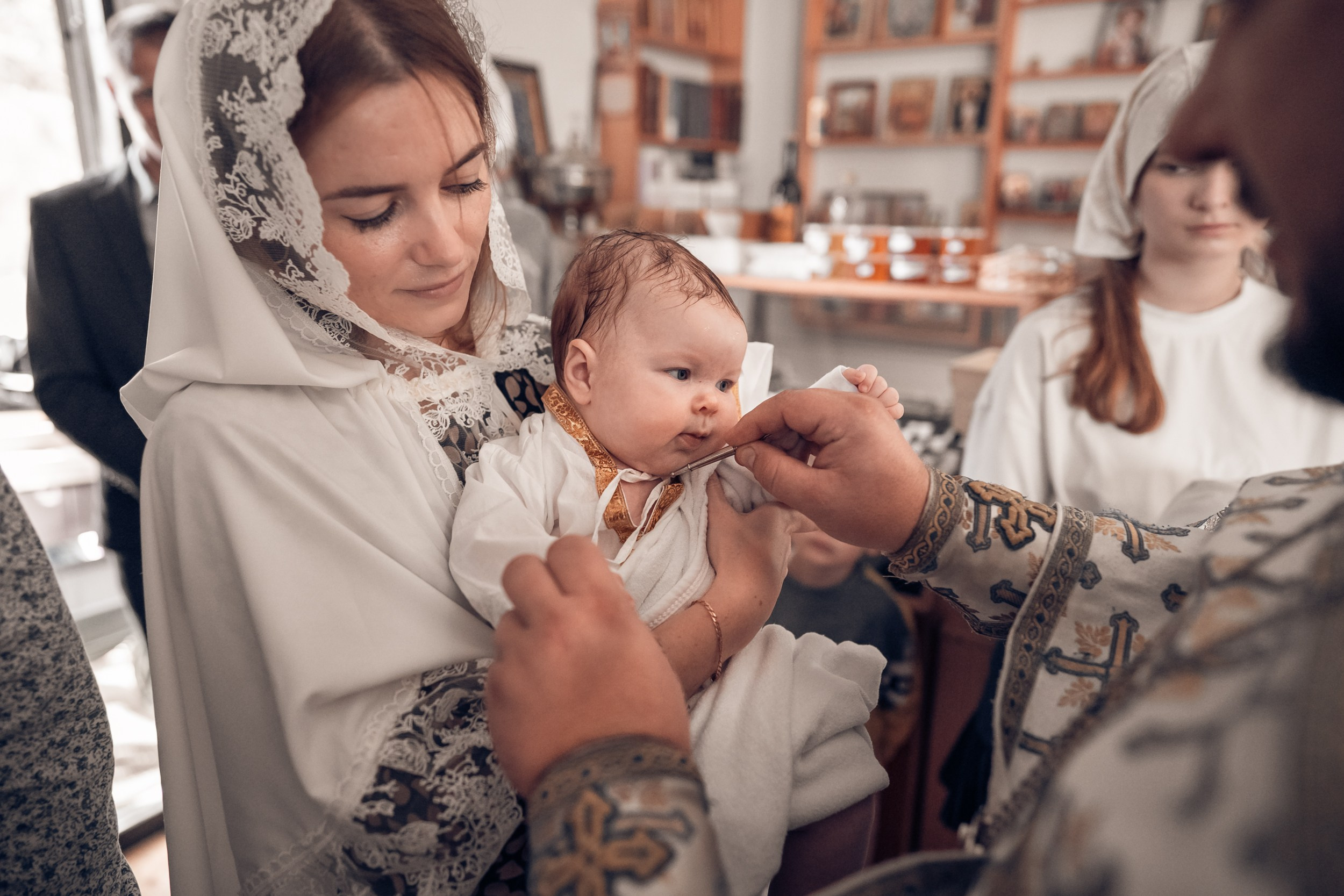 Крещение в храме Свт.Спиридона Тримифунтского г. Севастополь. Церковный фотограф Севастополь