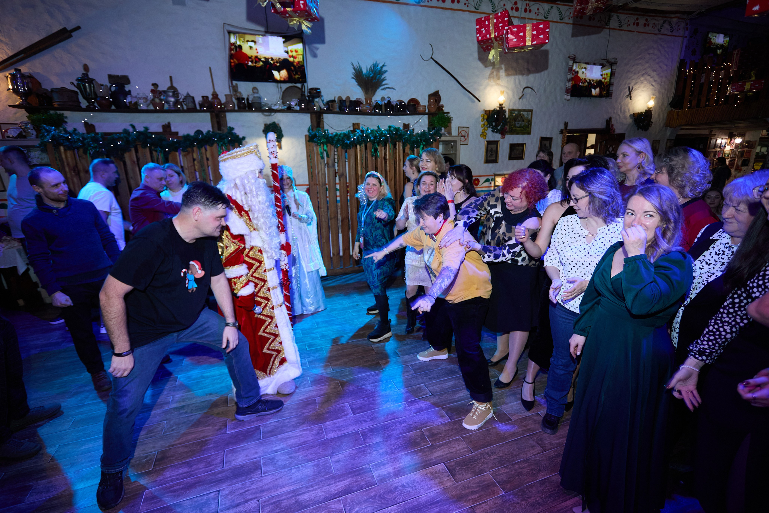 Диканька (2025.12.28). Фотограф Михаил Коган — Москва 89267284460