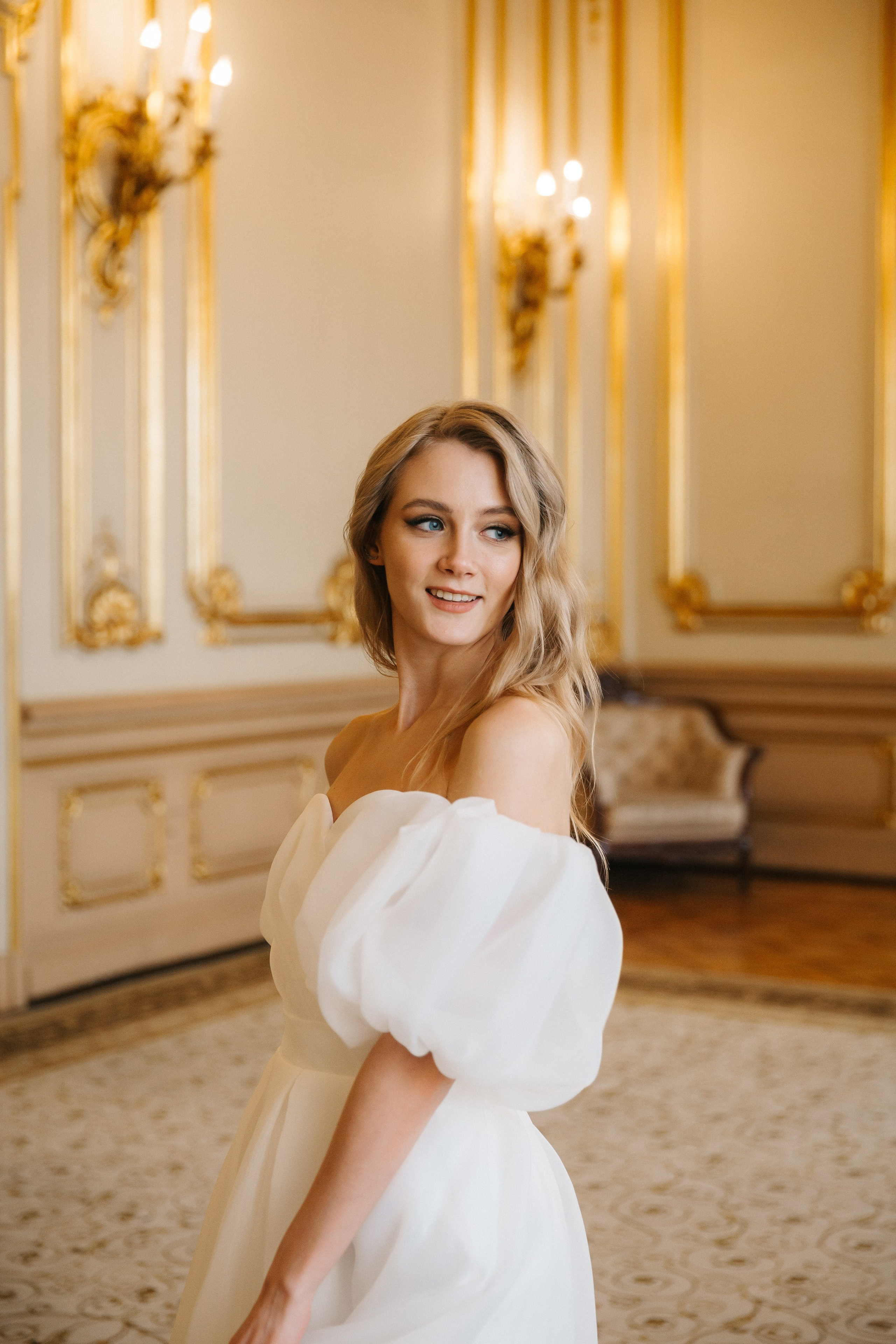 ДВОРЕЦ № 1 | Март, Исаакий, Английская набережная. Свадебный фотограф в Санкт-Петербурге Полина Корзухина