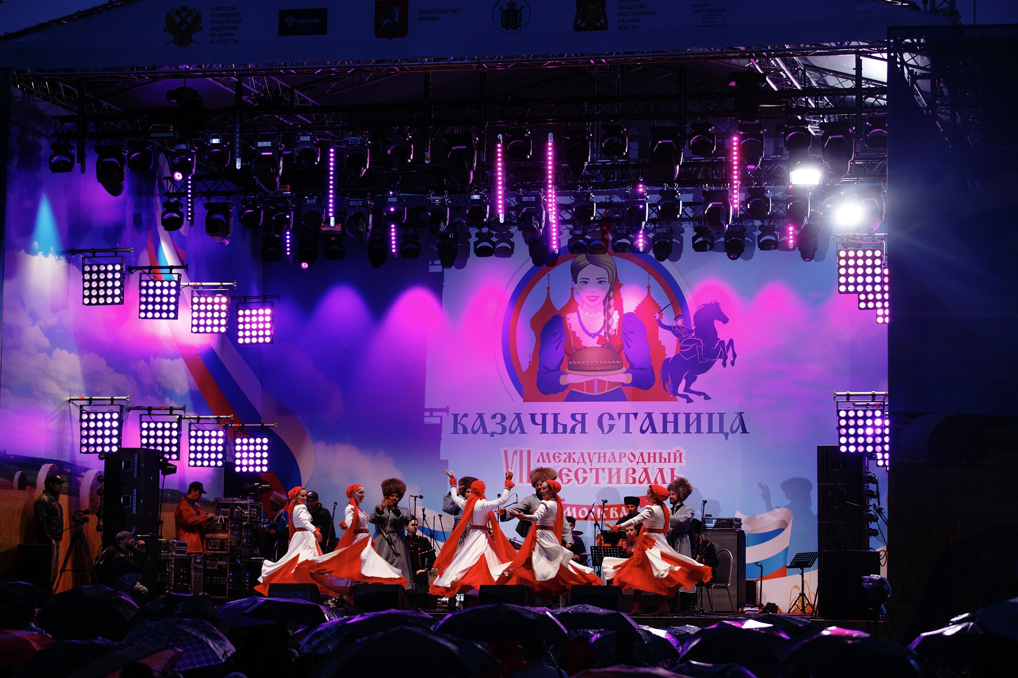 Фотограф на фестивале «Казачья станица» — культурное событие в Москве. Репортажный фотограф в Москве — Дмитрий Тарасов | Съёмка мероприятий, концертов, корпоративов