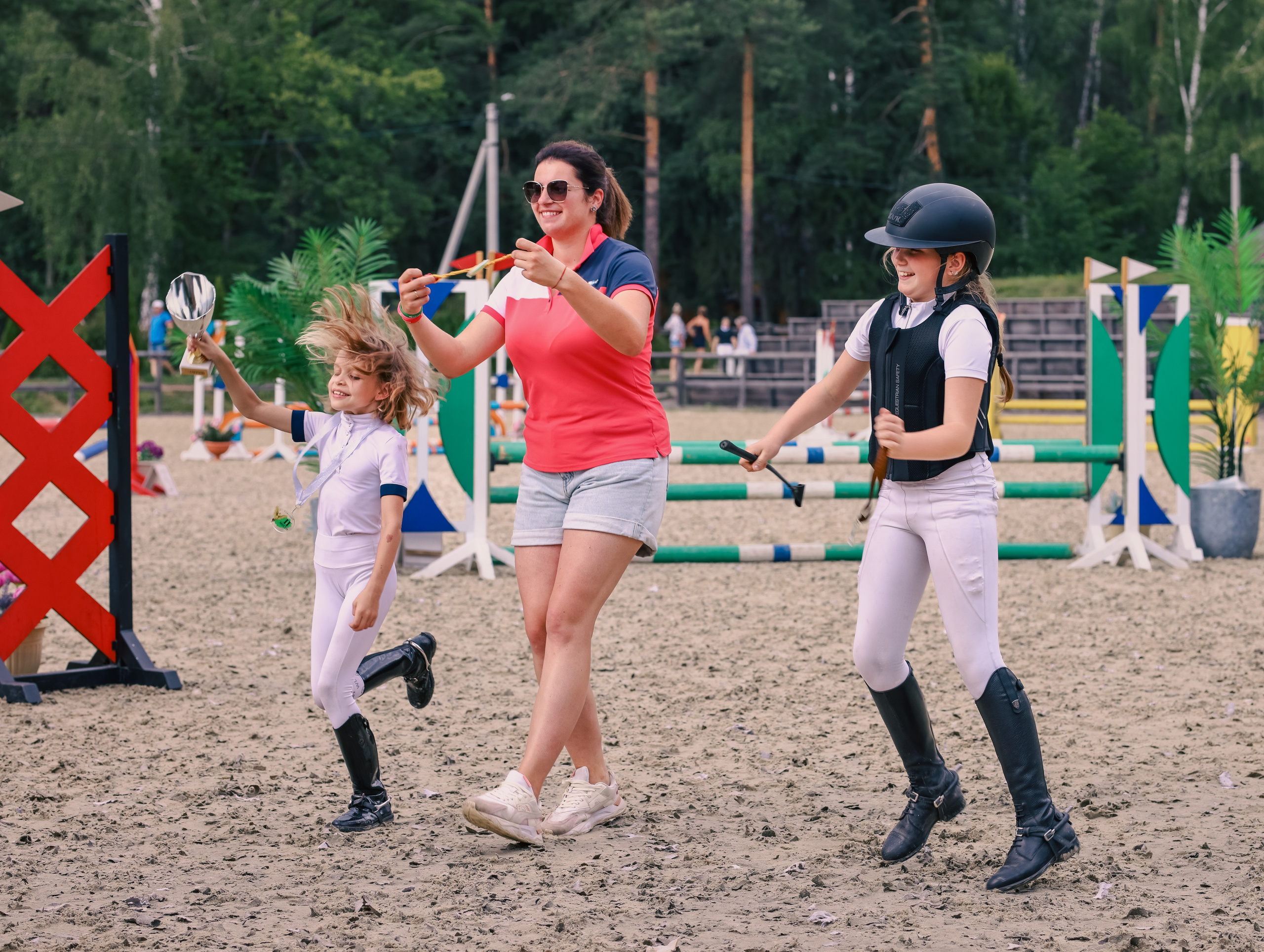 Соревнования по конному спорту. Фотограф репортажей и стритфотосессий в Москве Людмила Смирнова