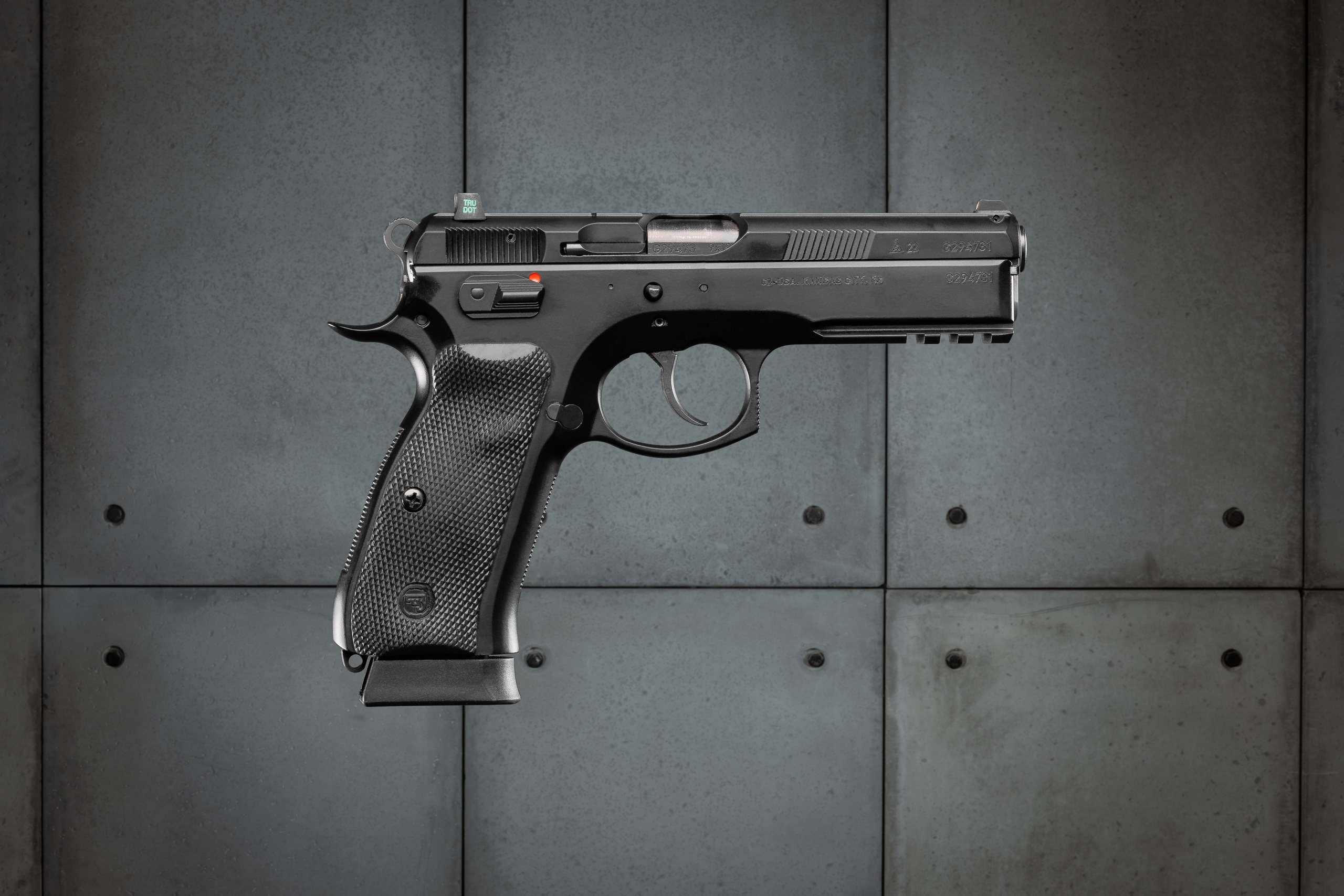 Предметная съемка для 7.62 — Стрелковый клуб в Москве | Николай Завалишин. NICKZAVALISHIN — Визуал который продаёт