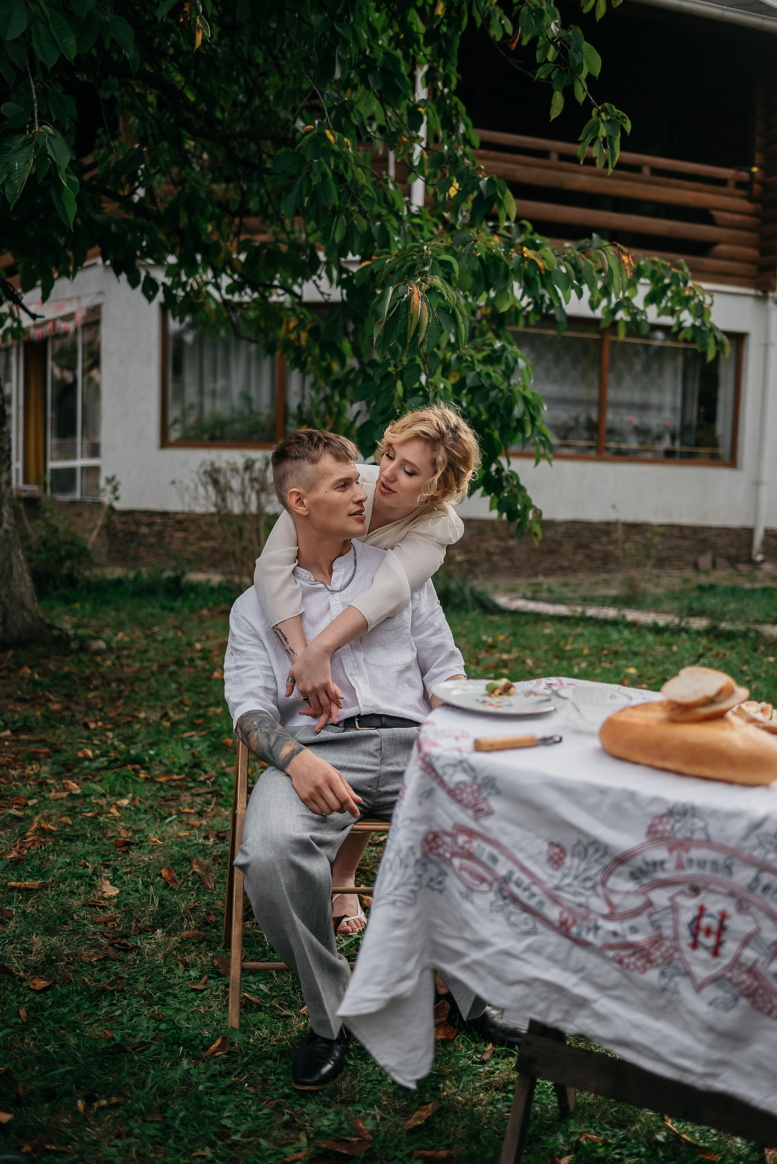 Камерная свадьба в деревенском стиле. Свадебный фотограф Анна Хочева