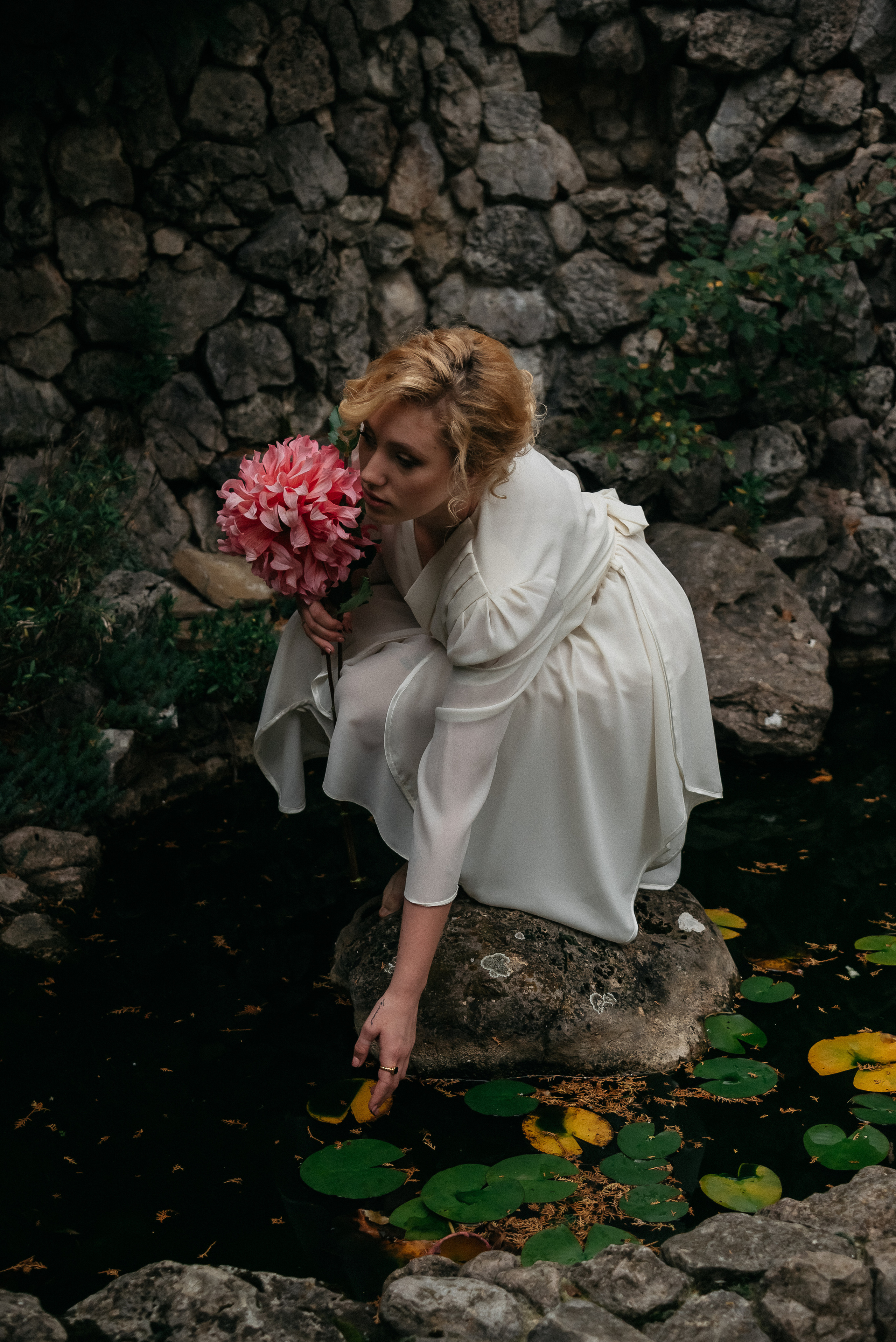 Камерная свадьба в деревенском стиле. Свадебный фотограф Анна Хочева