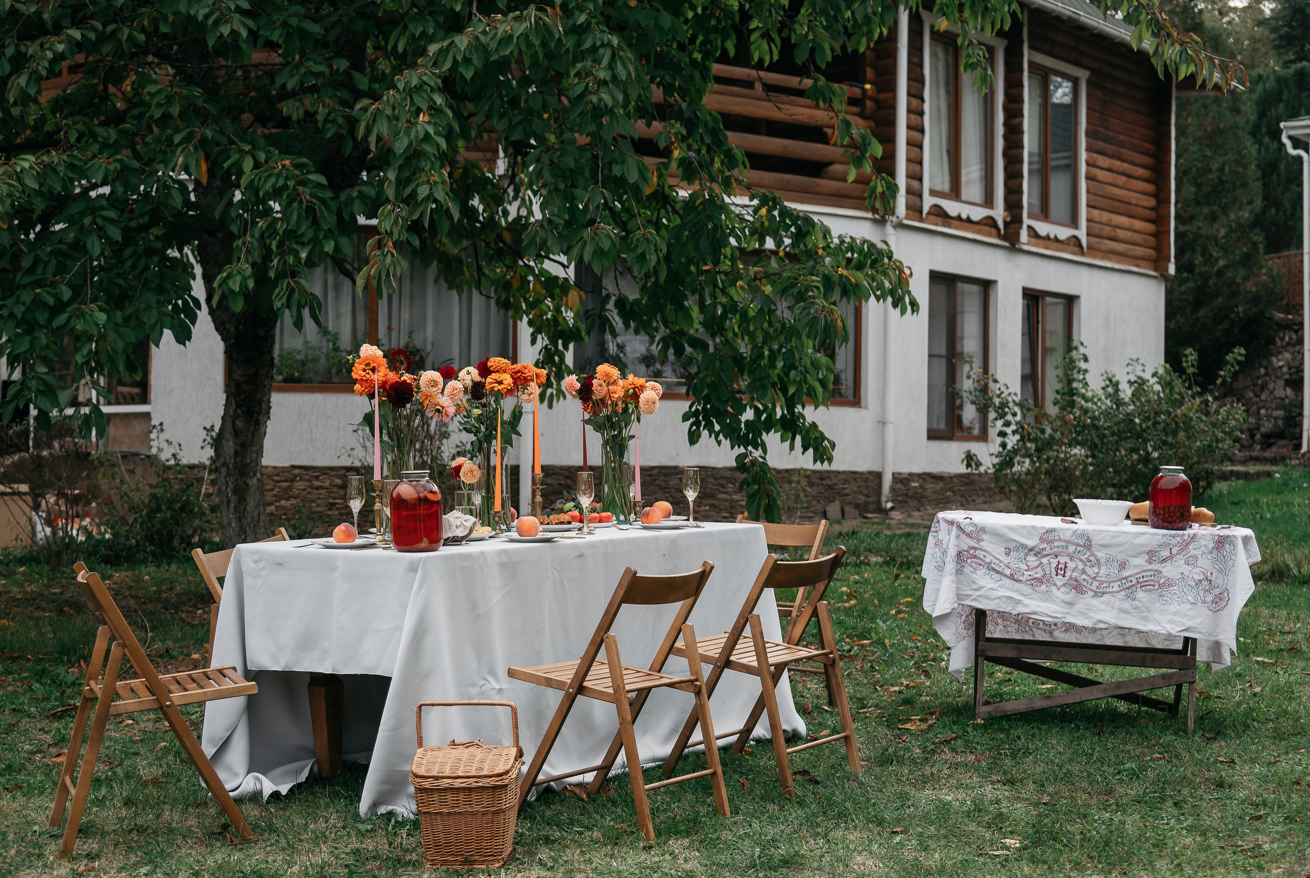Камерная свадьба в деревенском стиле. Свадебный фотограф Анна Хочева