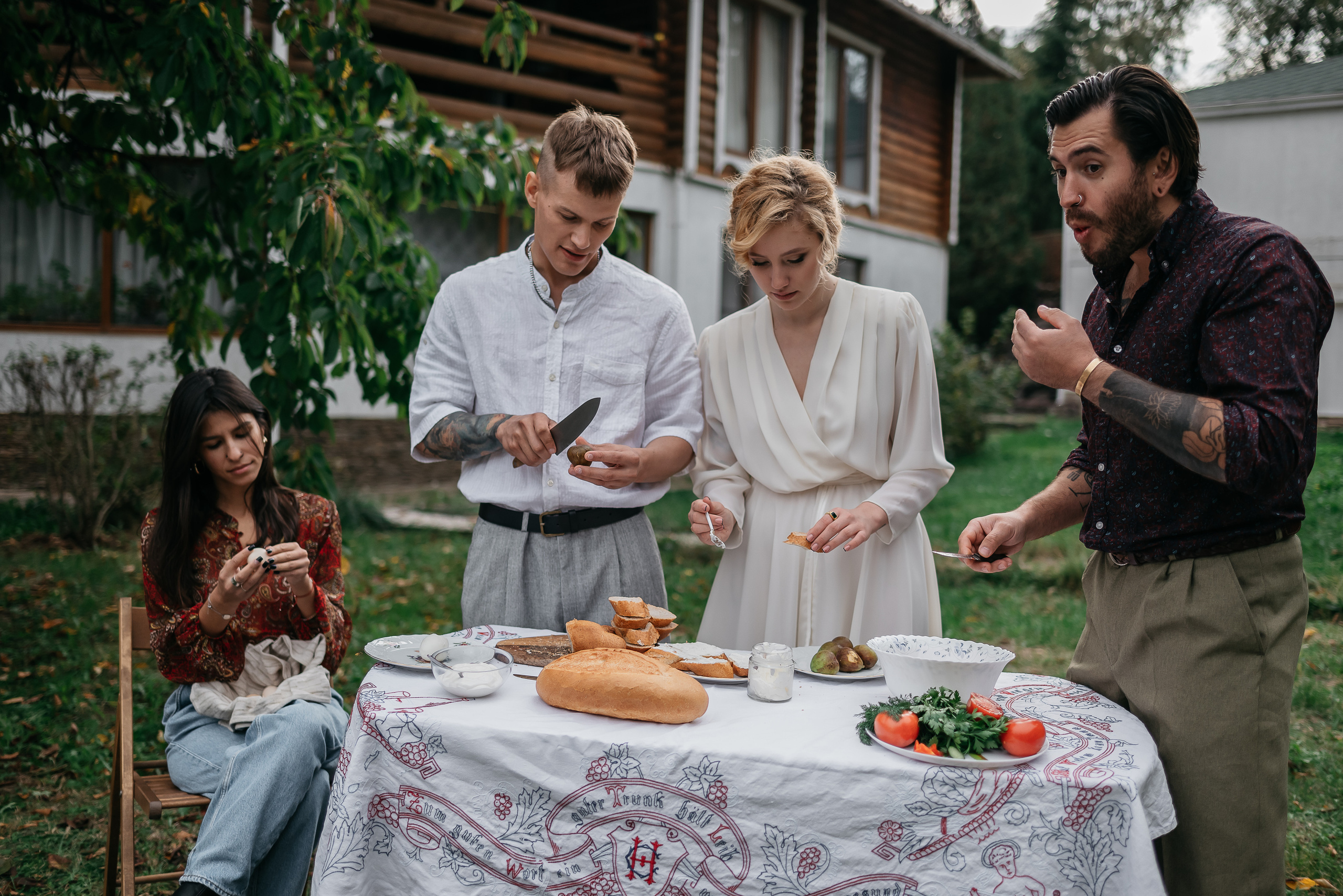 Камерная свадьба в деревенском стиле. Свадебный фотограф Анна Хочева