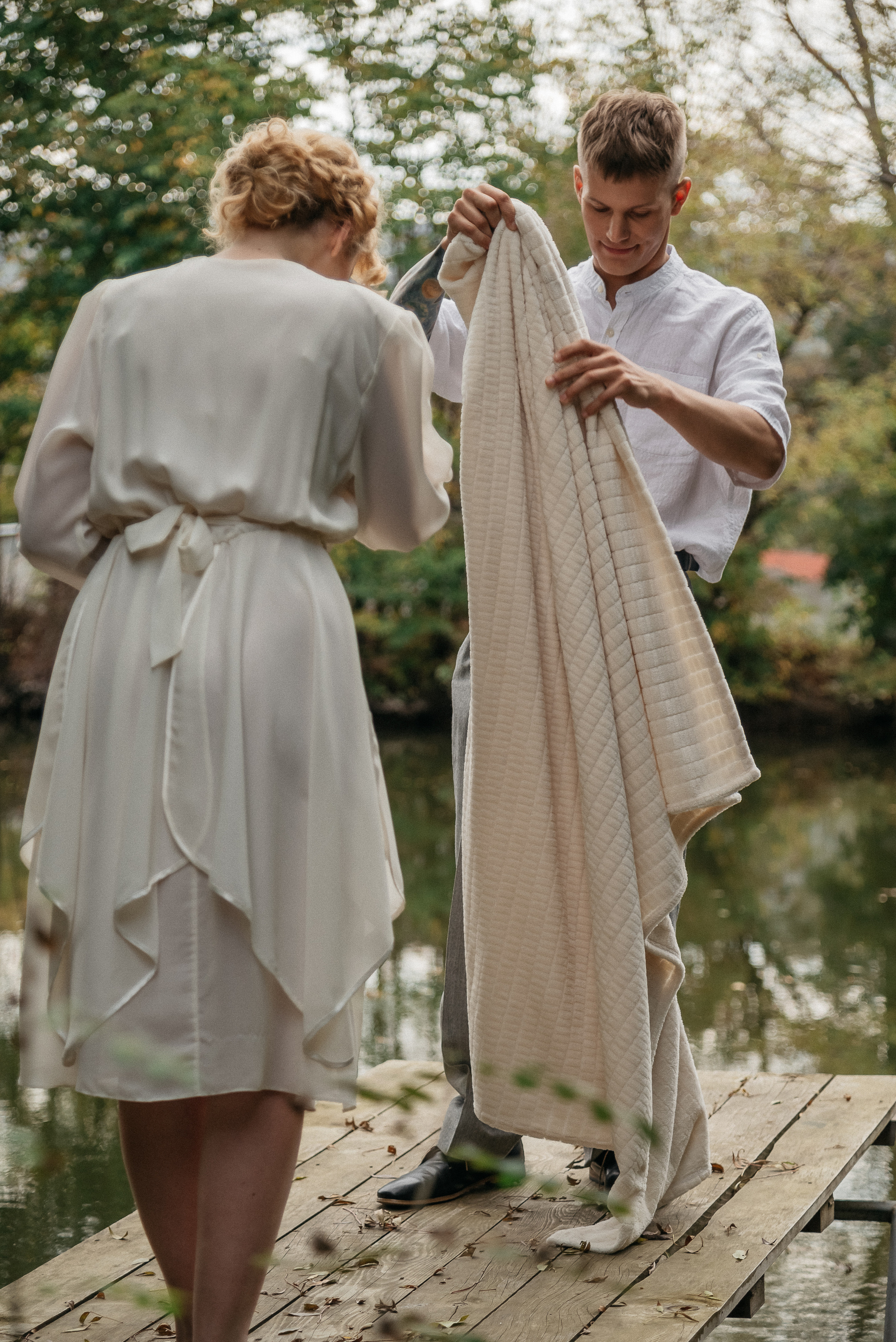 Камерная свадьба в деревенском стиле. Свадебный фотограф Анна Хочева