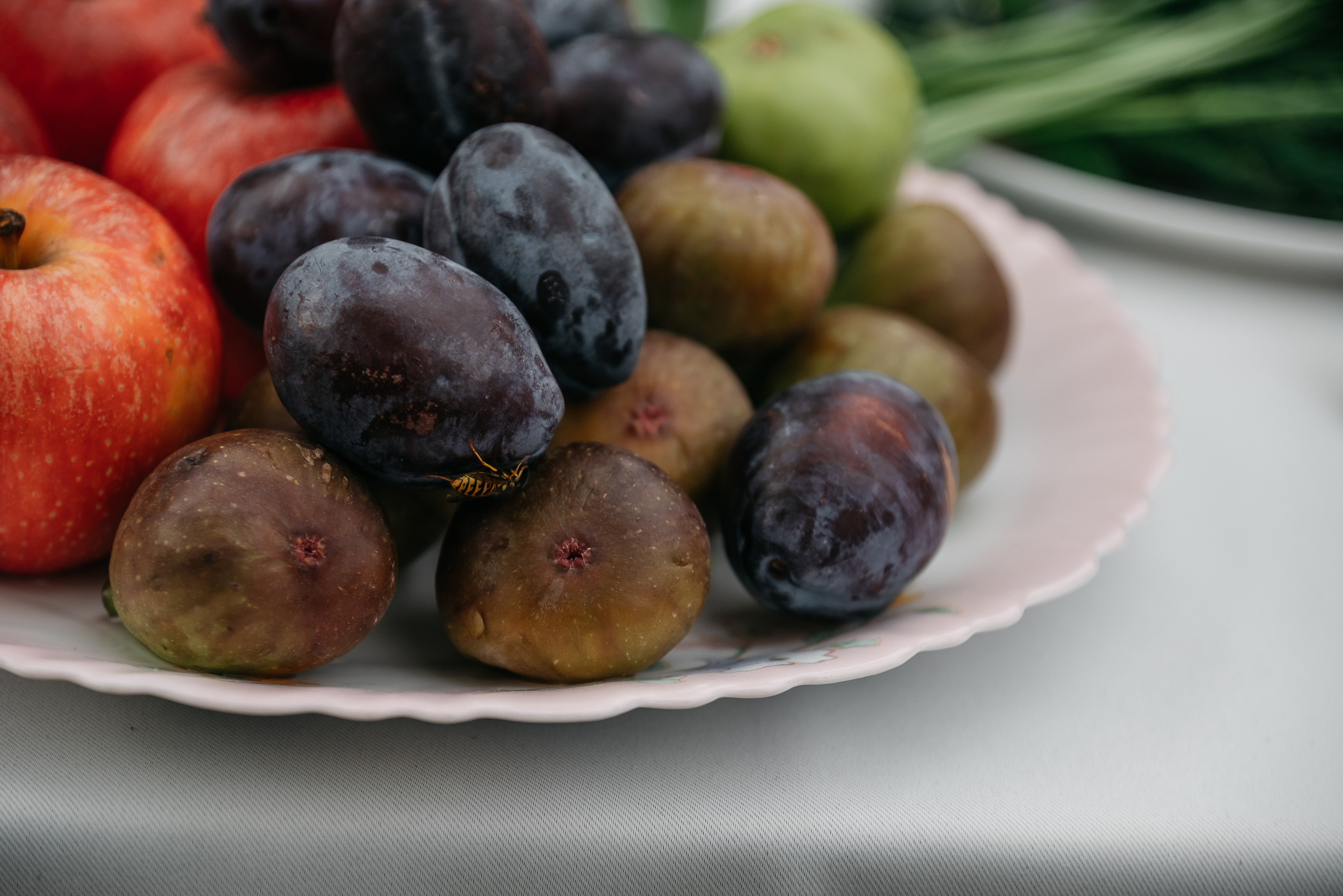 Камерная свадьба в деревенском стиле. Свадебный фотограф Анна Хочева