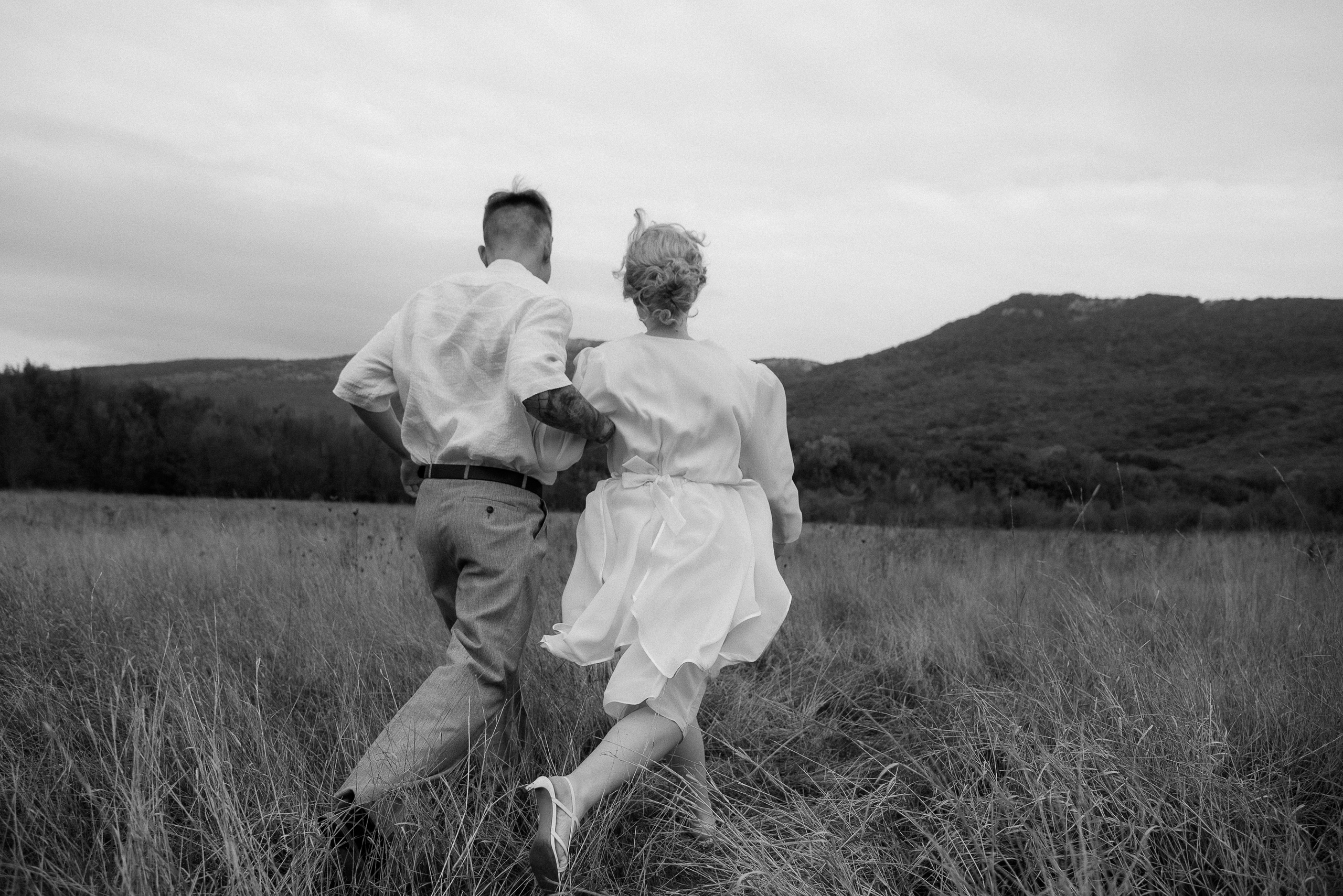 Камерная свадьба в деревенском стиле. Свадебный фотограф Анна Хочева