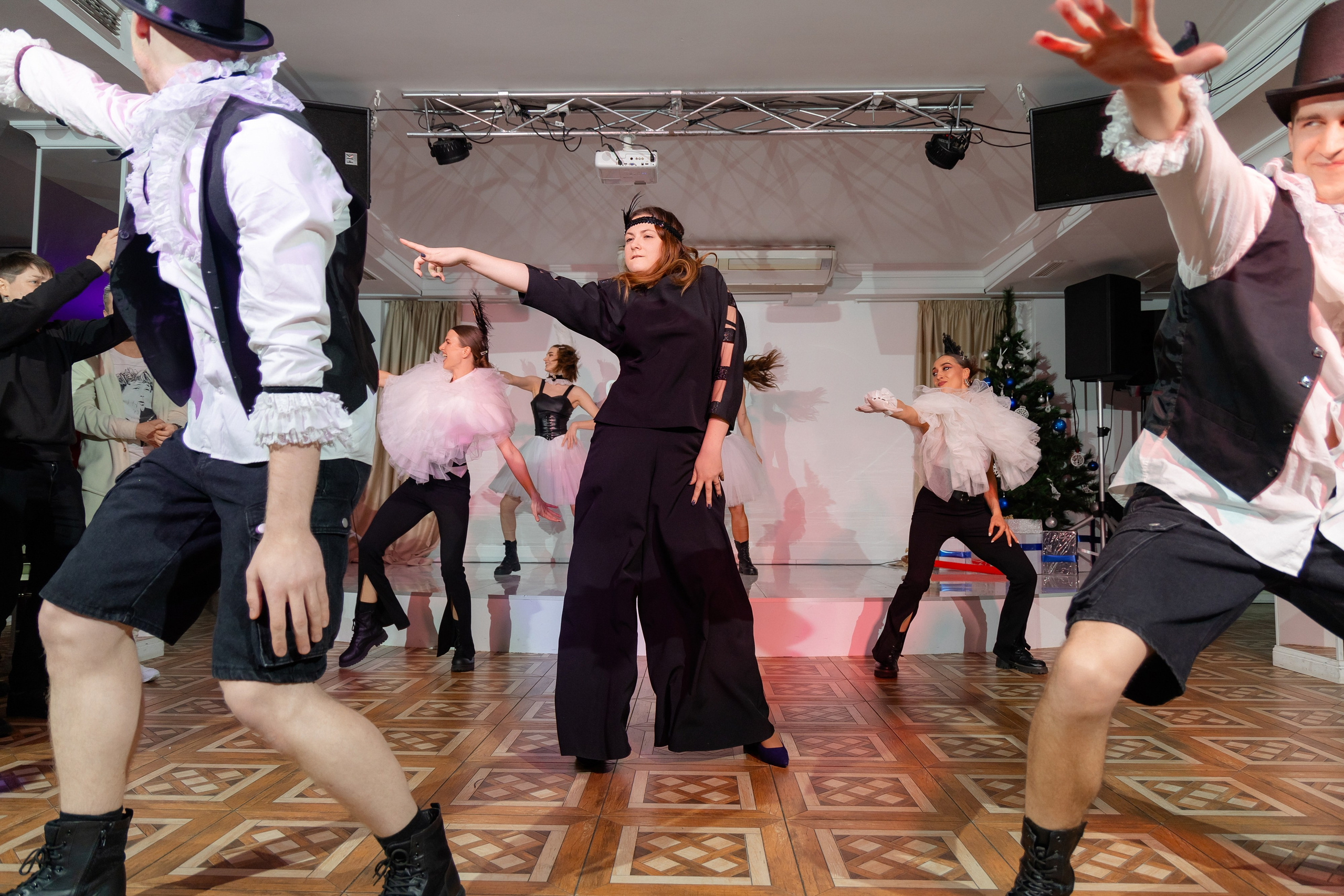 Корпоративная фотосъемка для кафе GARAGE | Новый год 2025 | Минск. Свадебный фотограф в Минске/Беларуси Сергей Спиридонов