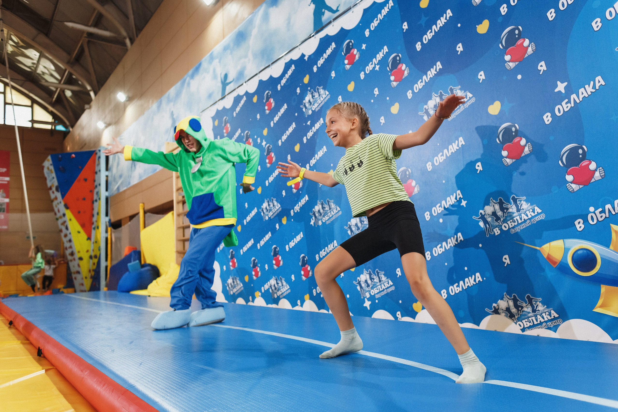 Веселые моменты: День рождения Даниила в 'В облака' Таганрога. Свадебный и семейный фотограф в Таганроге Бакарюк Антон