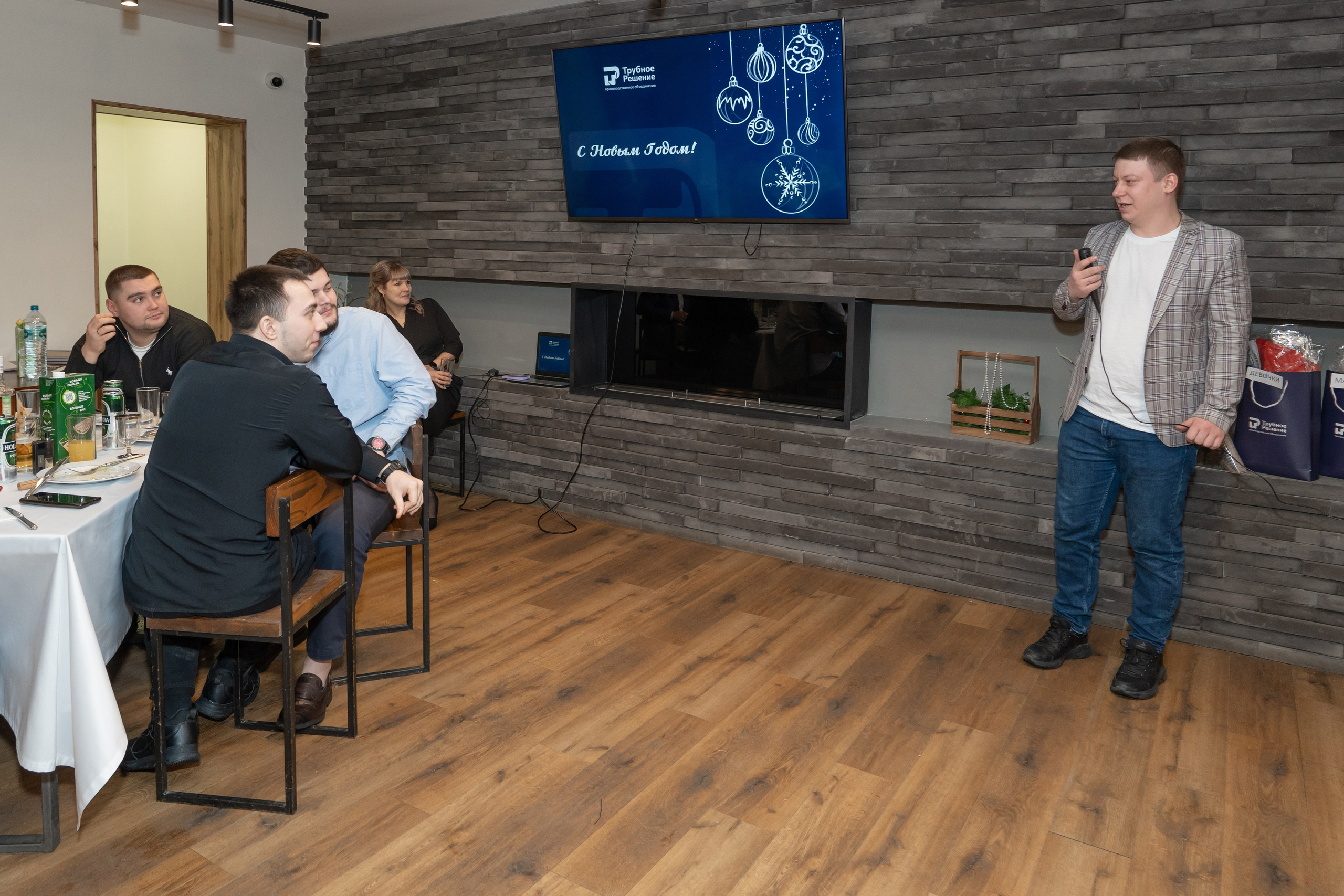Новогодний корпоратив компании «Трубное решение». Фотограф в Екатеринбурге Юрий Кутаев