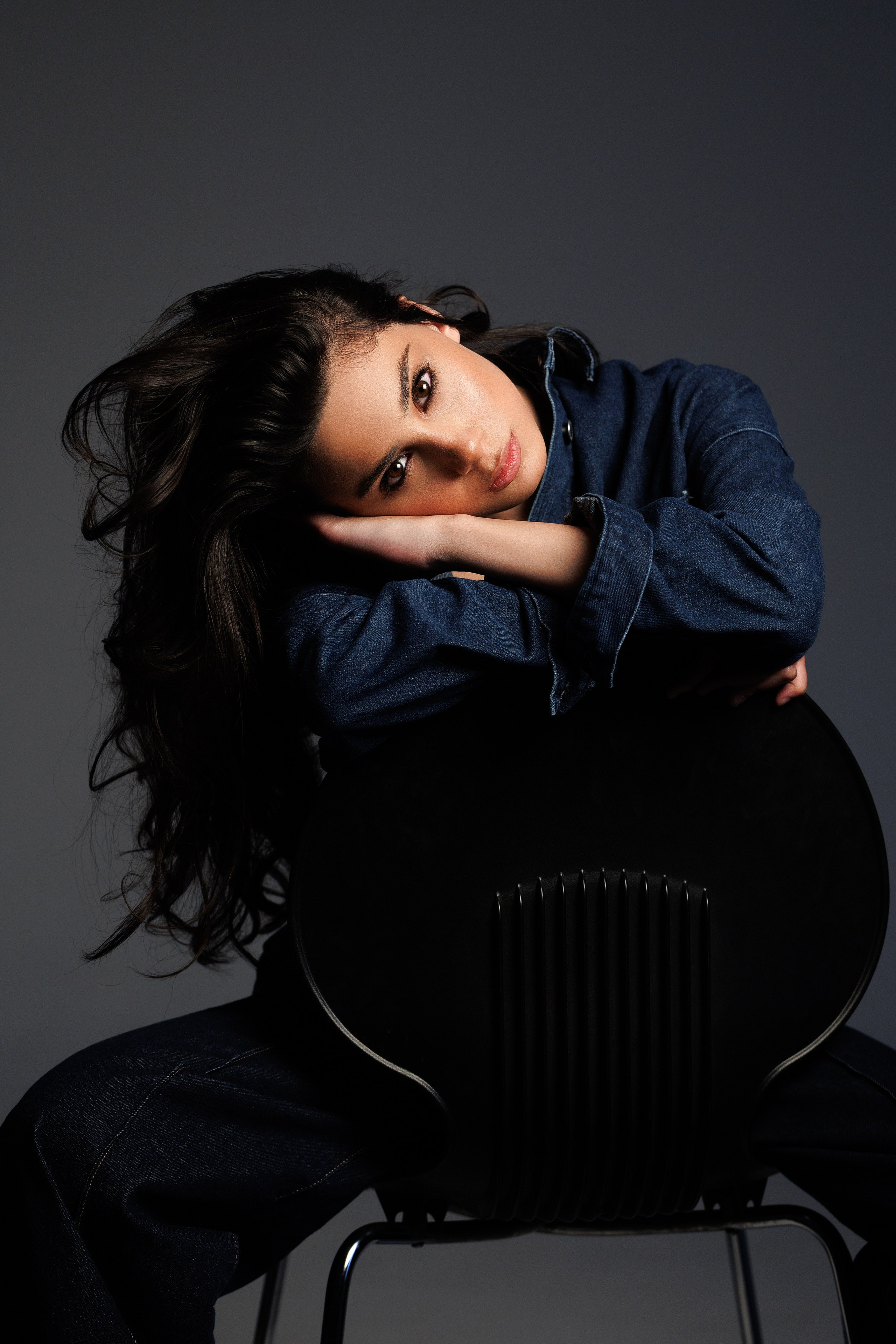 Женский портрет в студии. Фотограф Минск