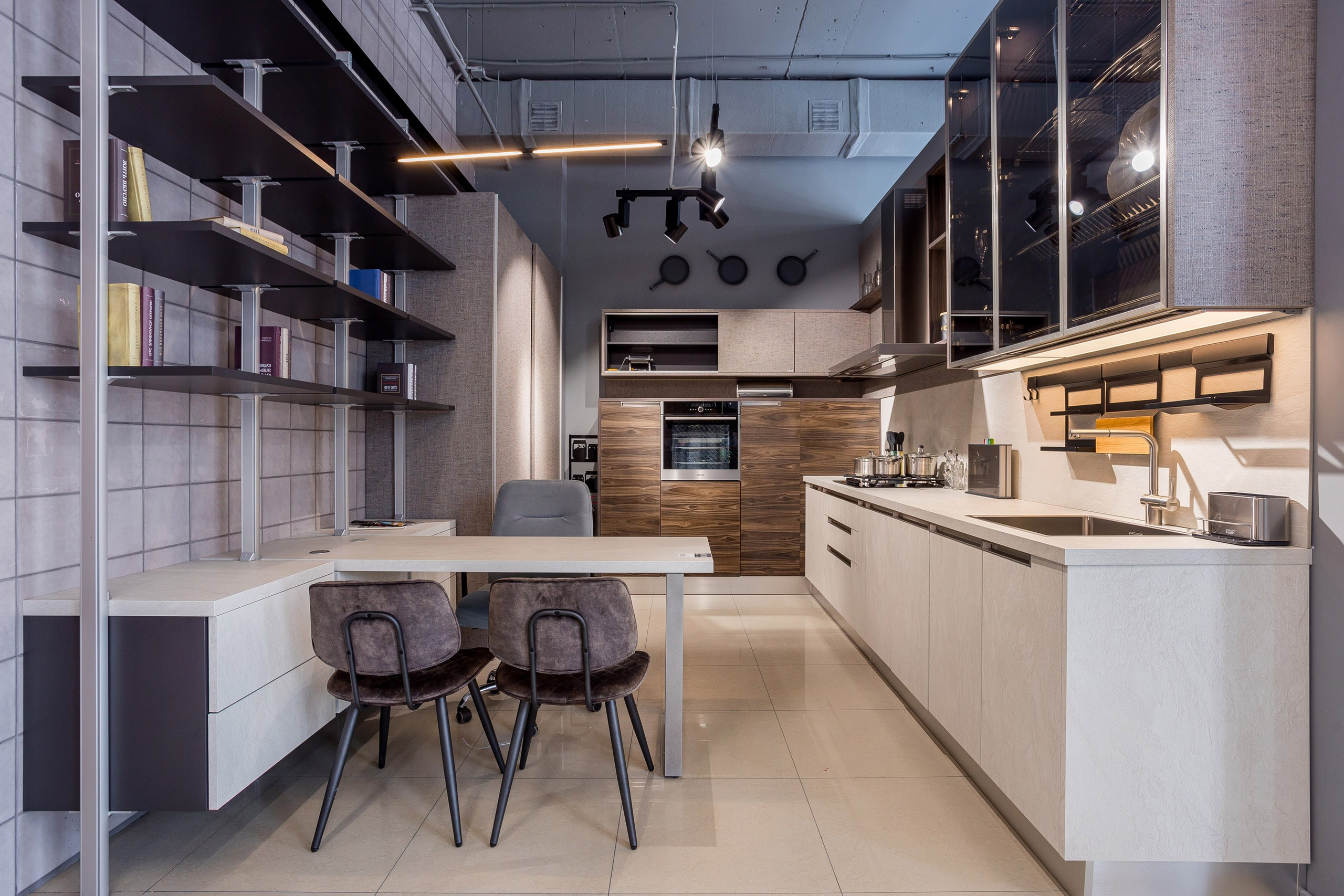 Kitchen salon. Interior photographer Vitalii in Portland and Vancouver