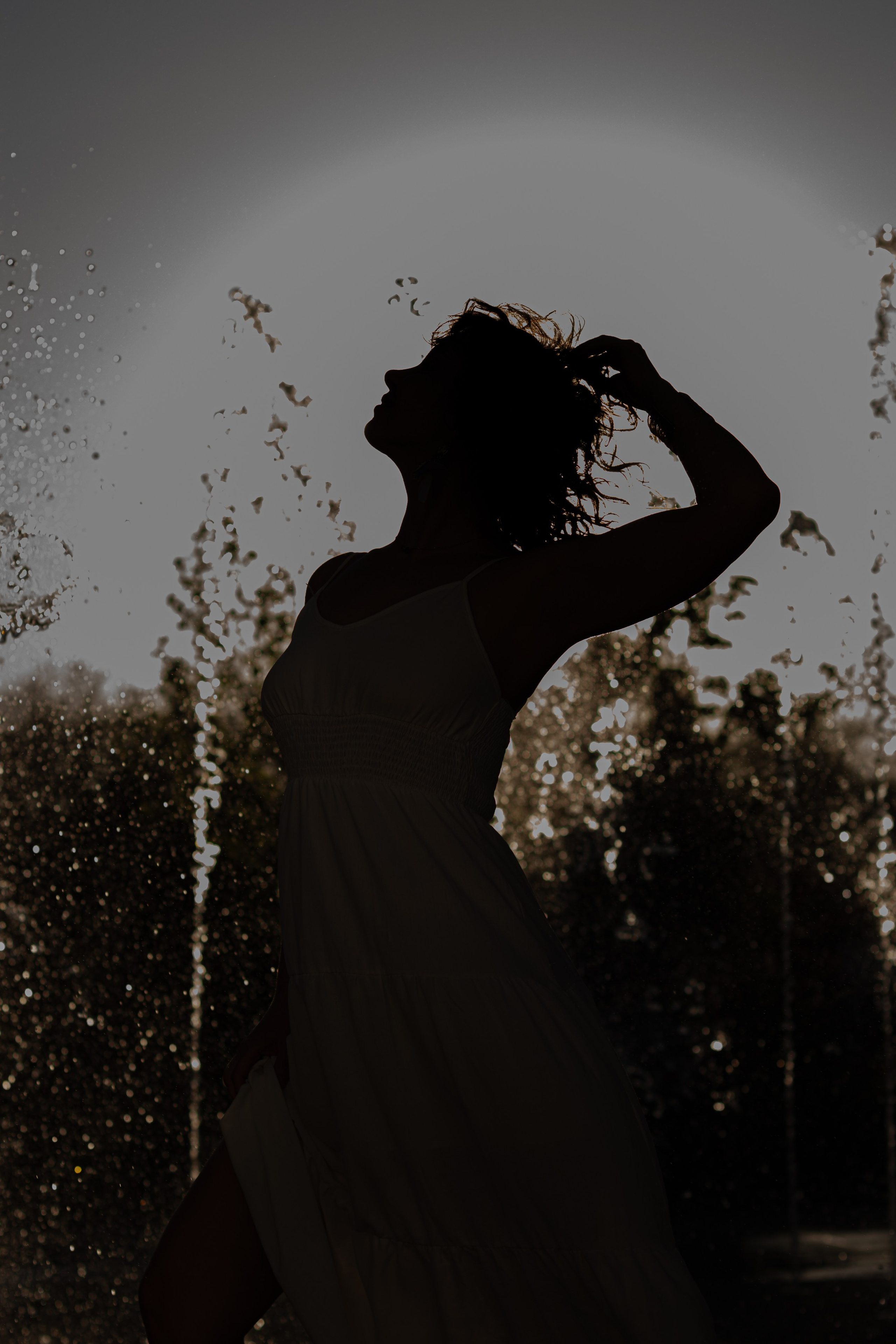 Даша. Фото-прогулка у фонтана. Анна Беликова — Семейный и портретный фотограф Ростов-на-Дону