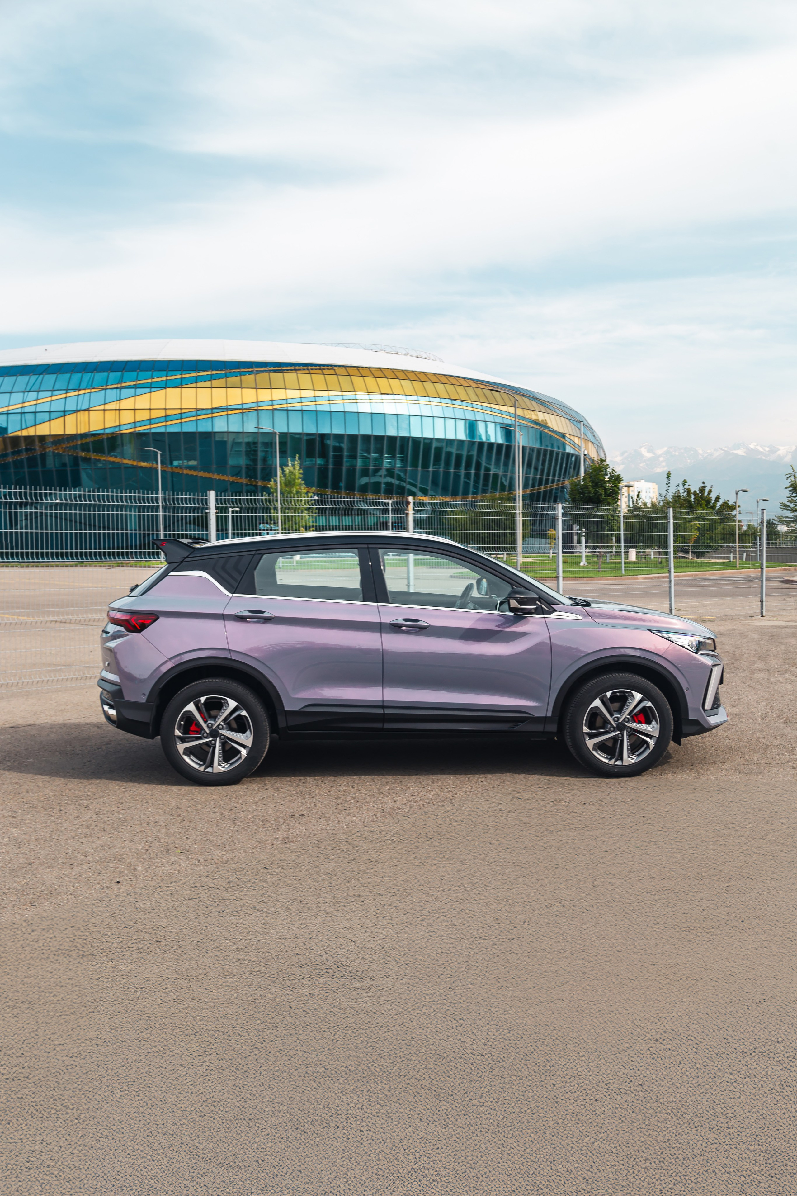 GEELY COOLRAY. Рекламный и портретный фотограф в Алматы — Серекпаев Танирхан