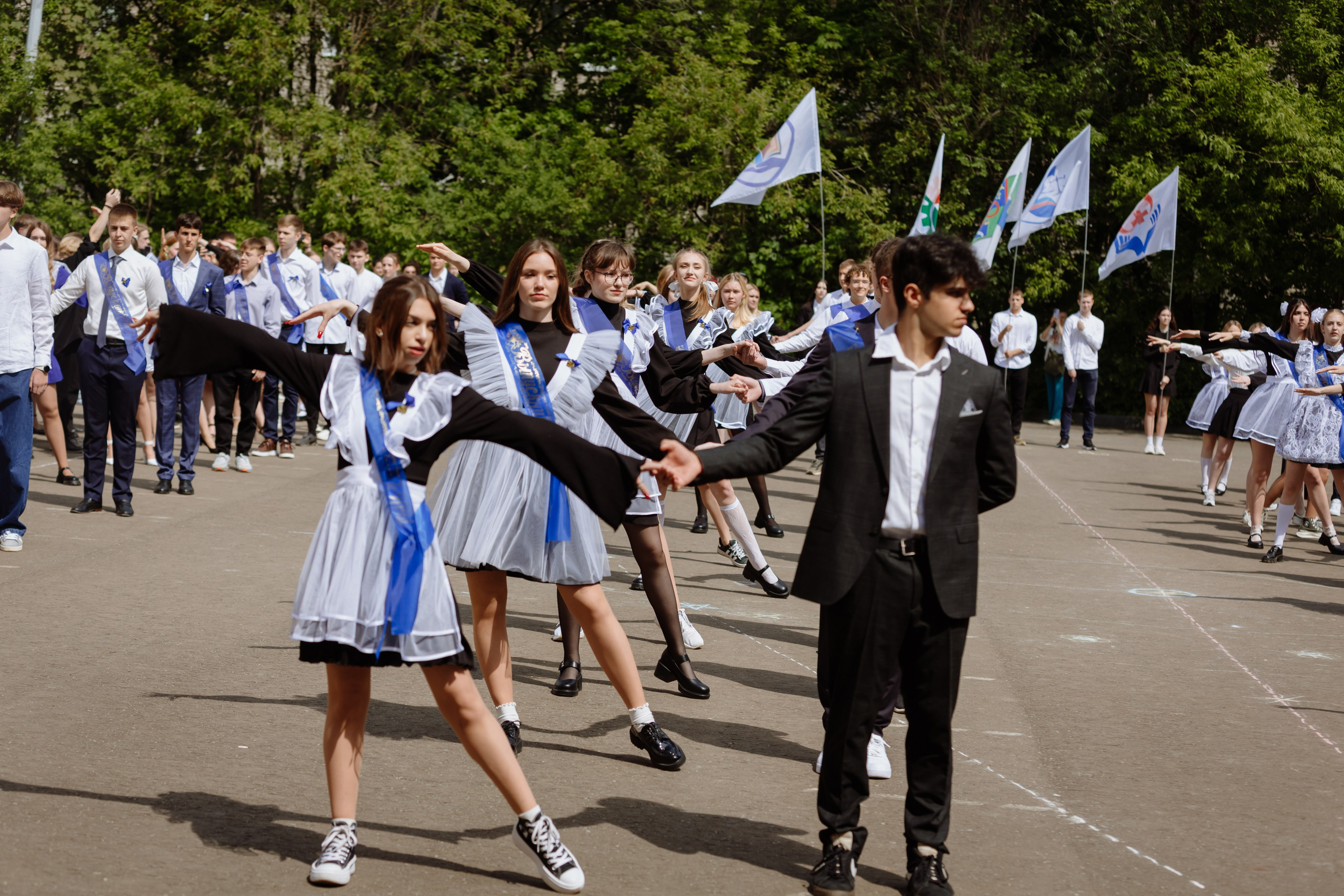 Последний звонок 2024 (3 часа фотосъемки). Профессиональный фотограф Надежда Антонова