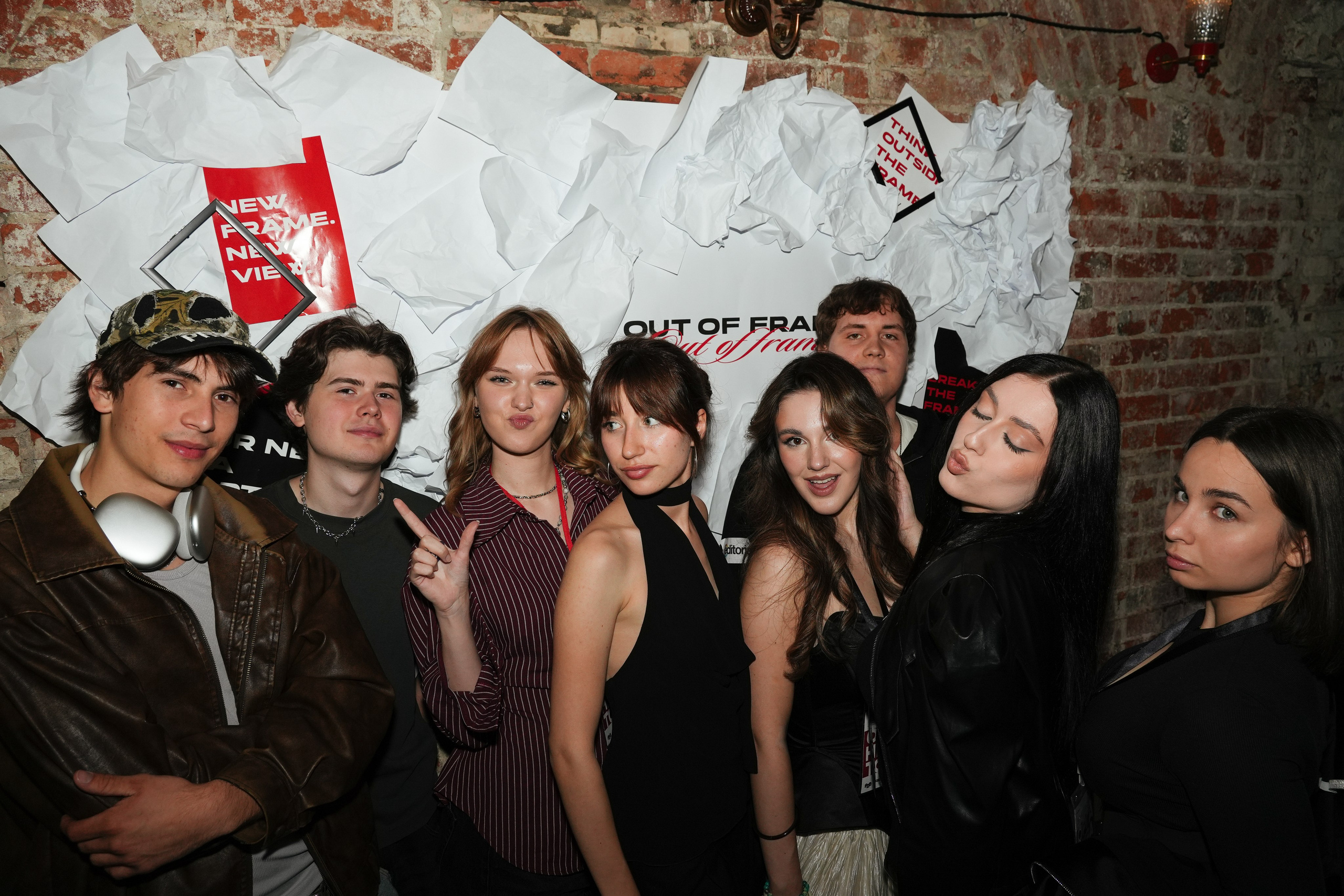 «OUT OF FRAME» / 18.06. Репортажный фотограф в Москве Старовойтов Матвей