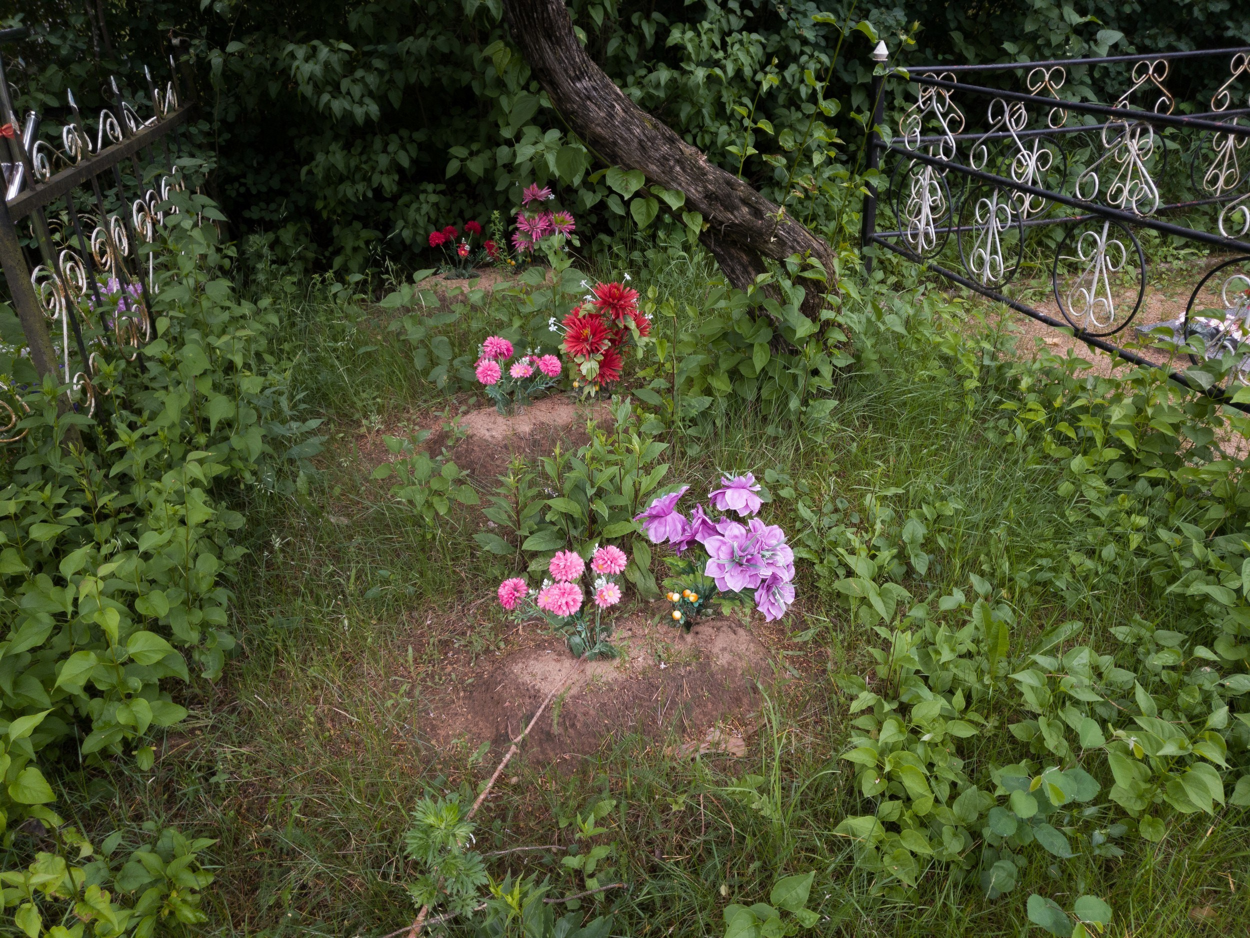 Home.land. Künstler Verstecktoff