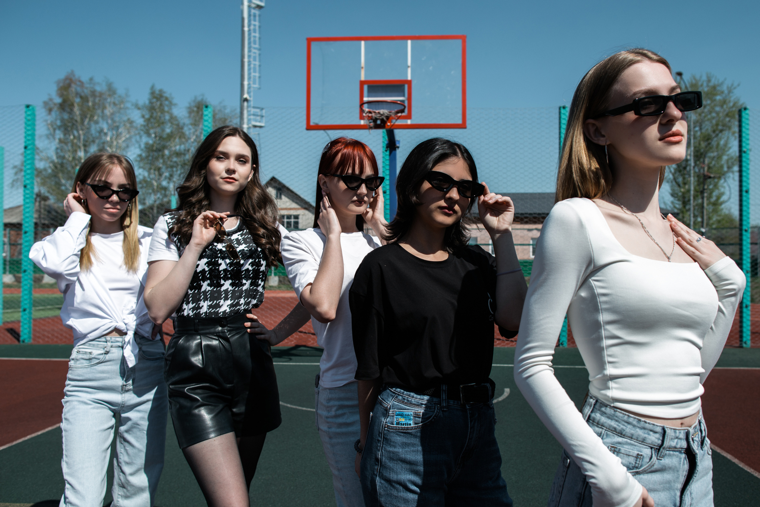 Фотосессия на выпускной альбом 11 класс Саратов. Выпускные альбомы Саратов Энгельс фотограф Титова Ирина