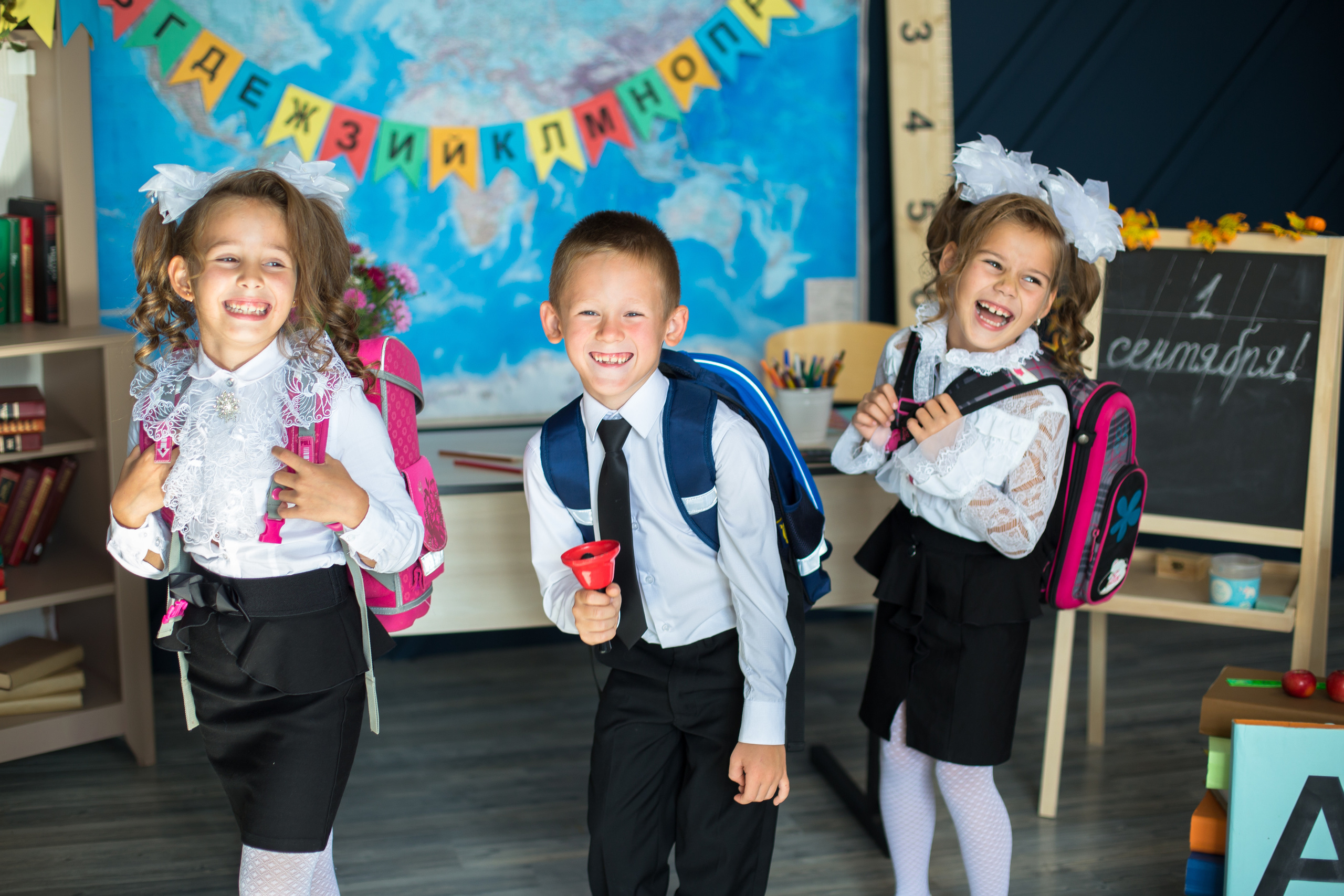 Фотопроект «Здравствуй школа!». Выпускные альбомы Саратов Энгельс фотограф Титова Ирина