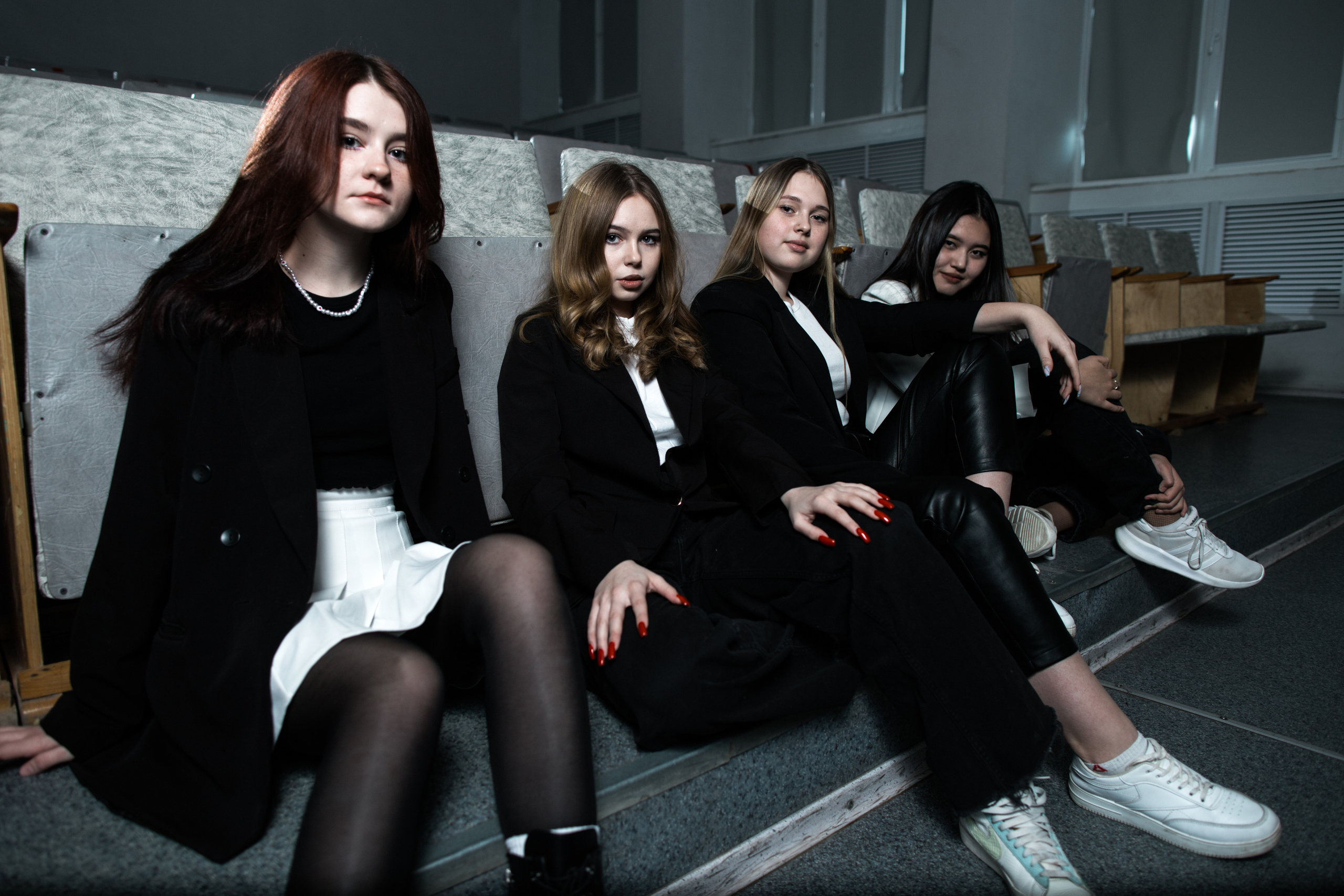 Фотосессия на выпускной альбом 11 класс Саратов. Выпускные альбомы Саратов Энгельс фотограф Титова Ирина